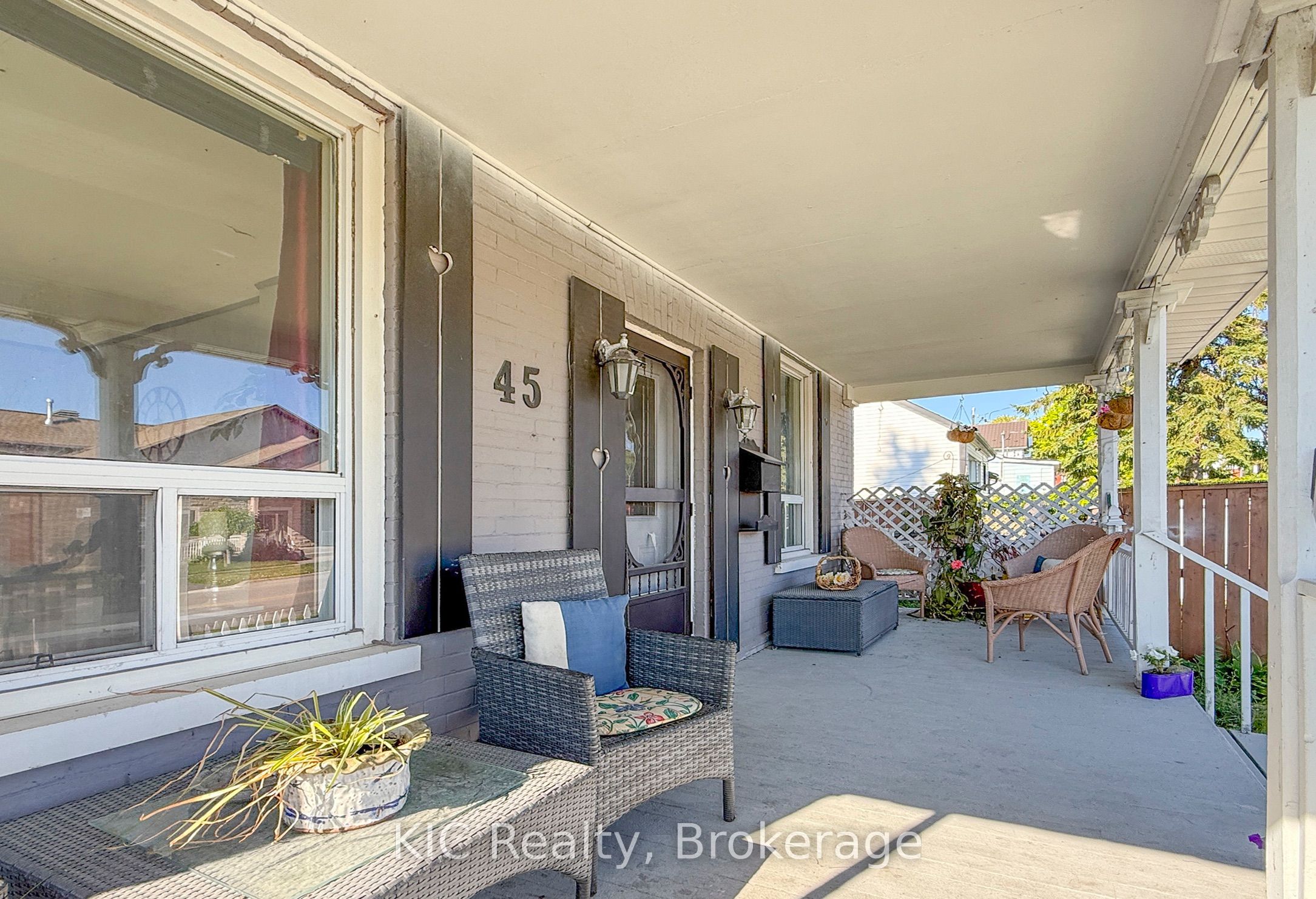 45 Albany Street, Oshawa, ON L1H 2Y9 photo 4