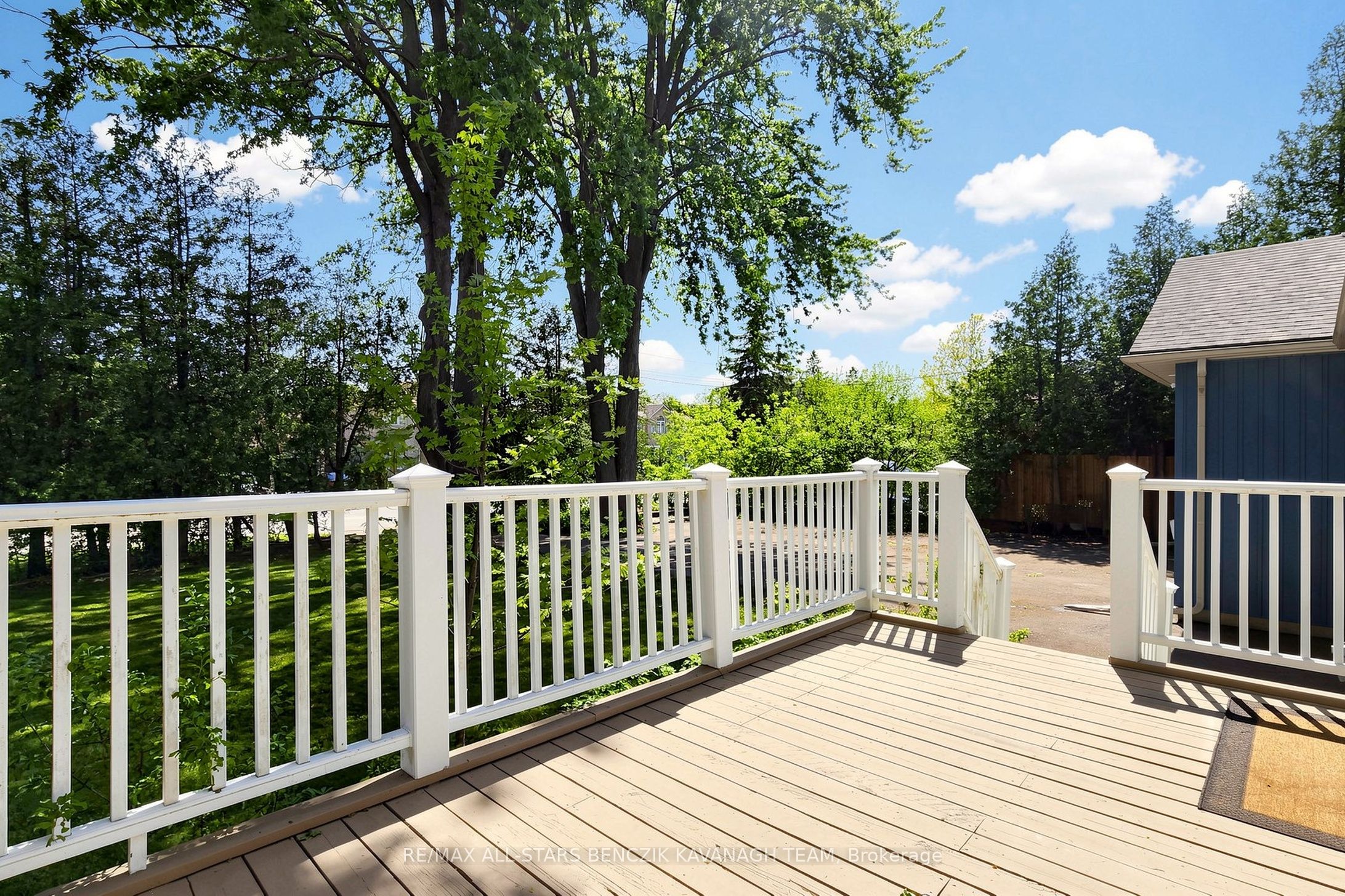 522 Sheppard Avenue, Pickering, ON L1V 1E8 photo 4