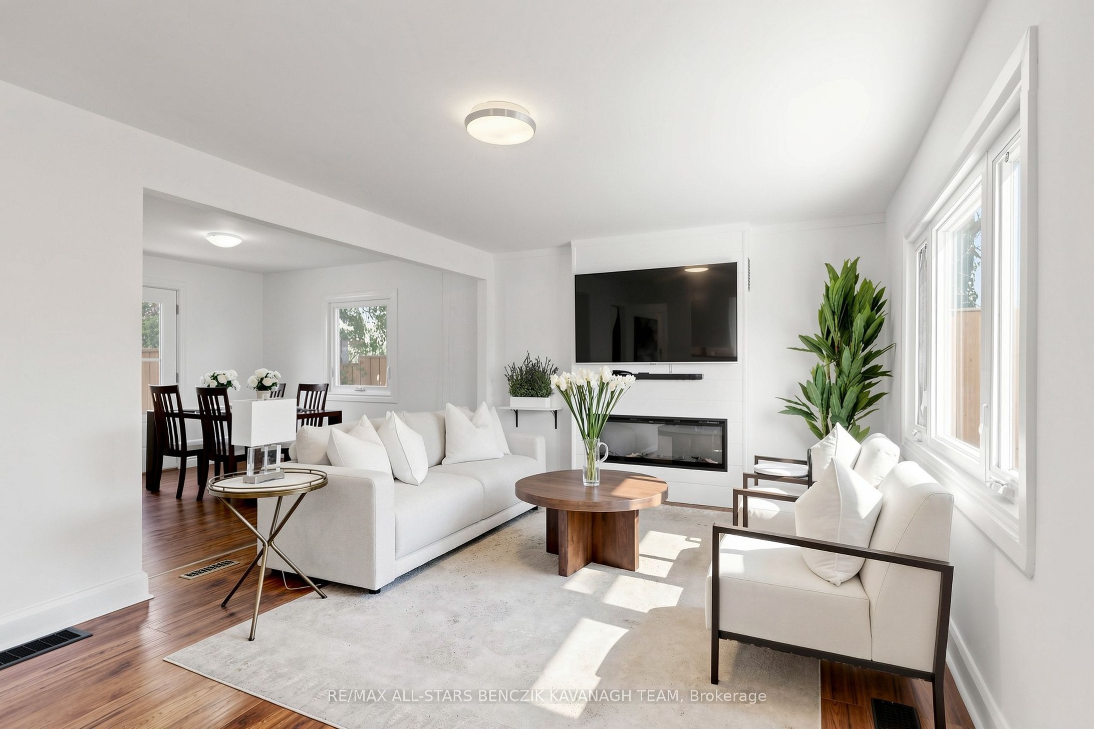 522 Sheppard Avenue, Pickering, ON L1V 1E8 photo 5