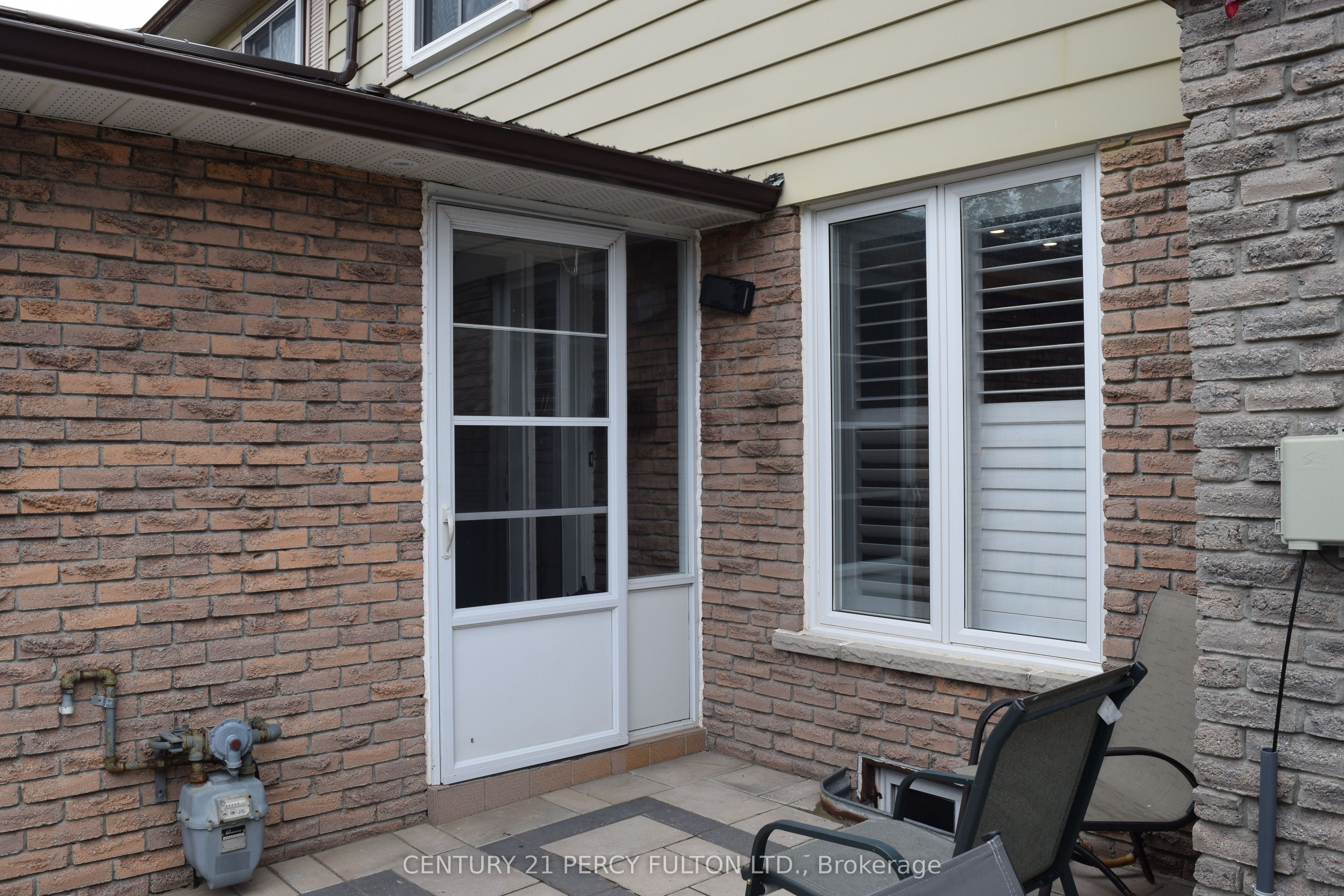 26 Robbinstone Drive, Toronto, ON M1B 2E6 photo 5