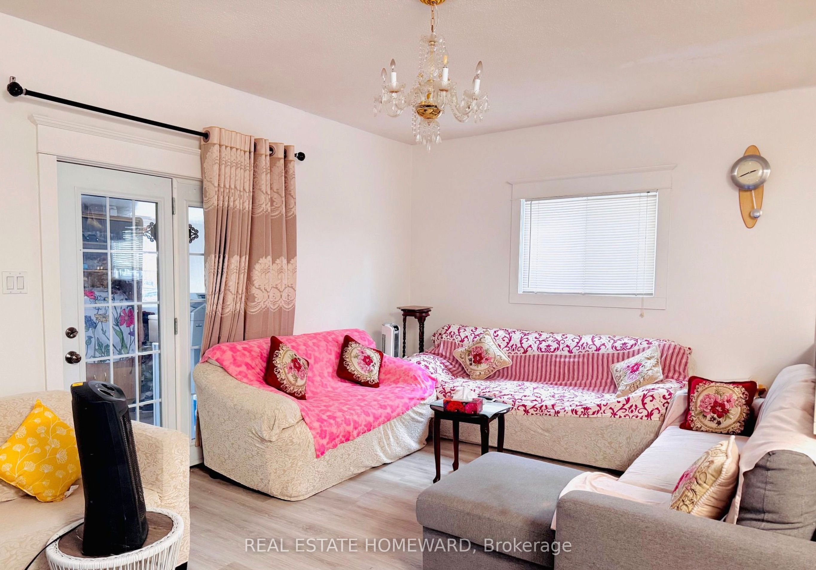 41 Patterson Avenue, Toronto, ON M1L 3Y1 photo 2