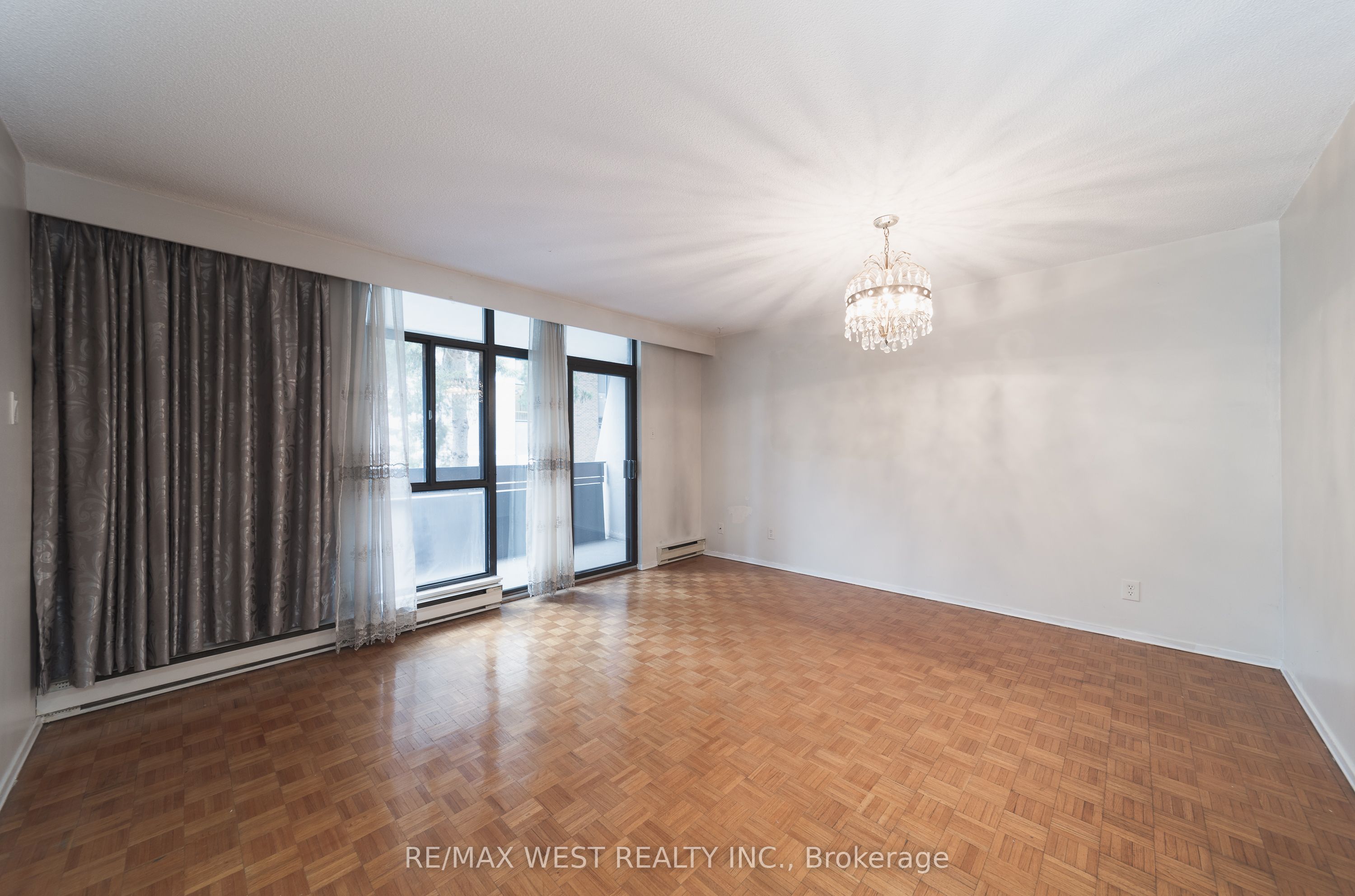 50 Old Kingston Road 1-202, Toronto, ON M1E 4Y1 photo 5