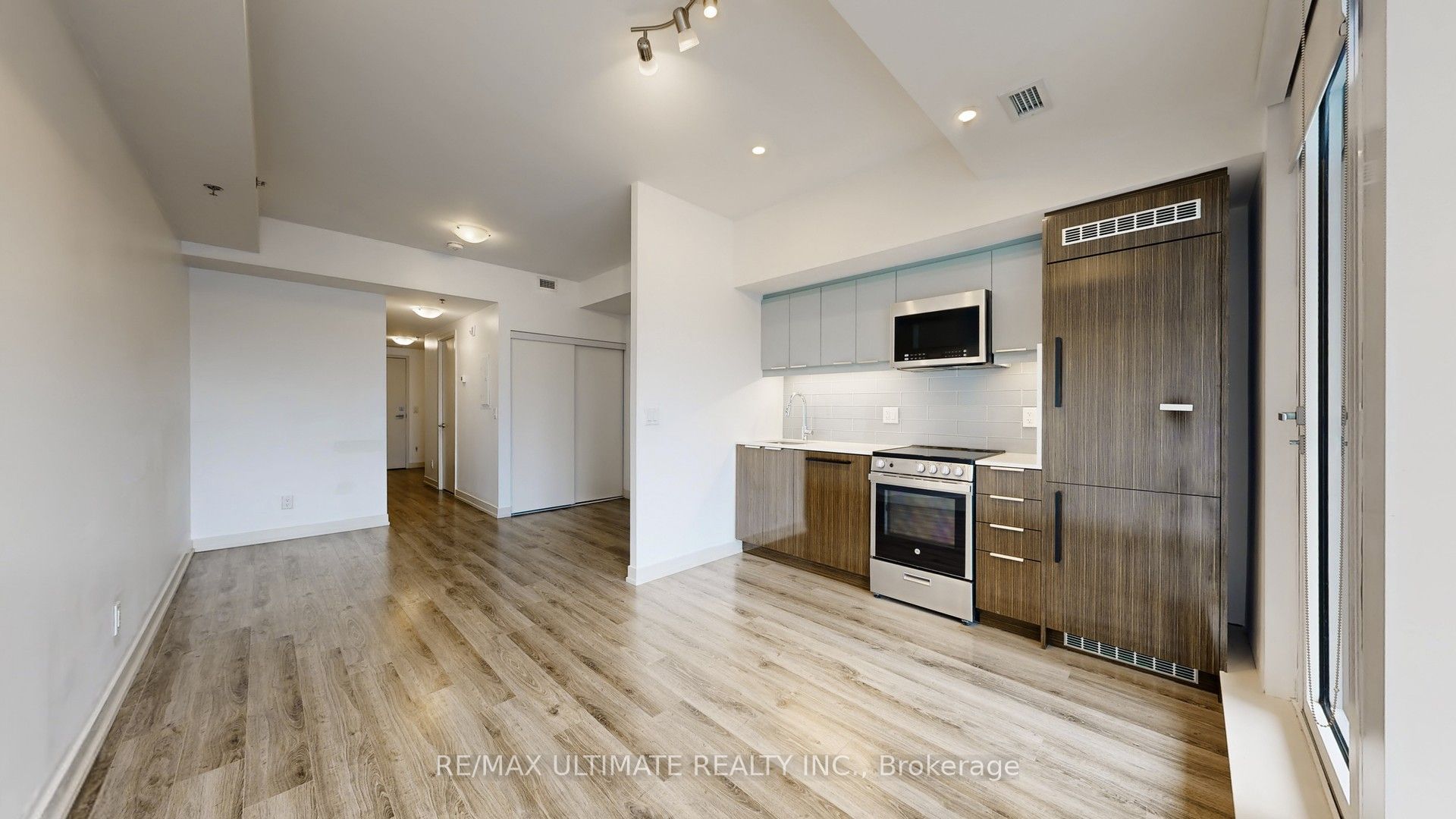 90 Glen Everest Road 407, Toronto, ON M1N 0C3 photo 5