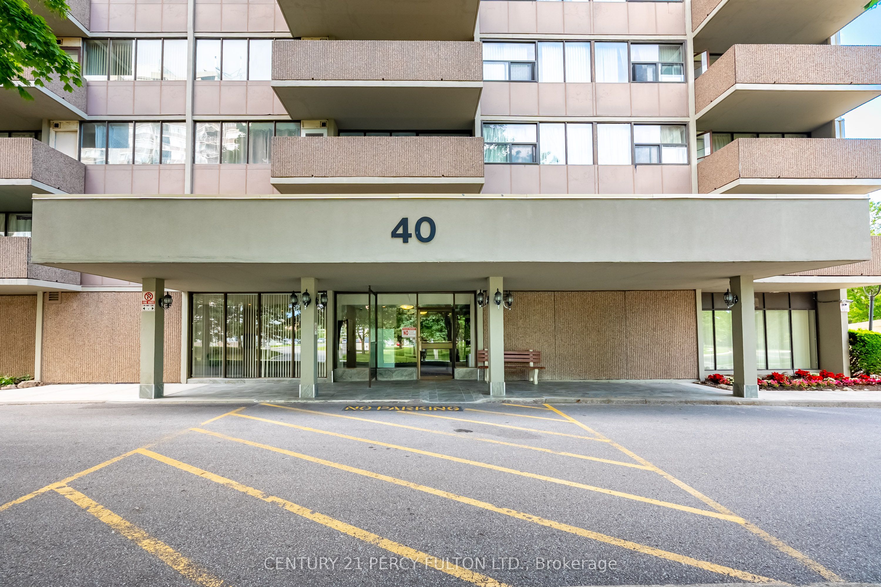 40 Bay Mills Boulevard 201, Toronto, ON M1T 3P5 photo 2