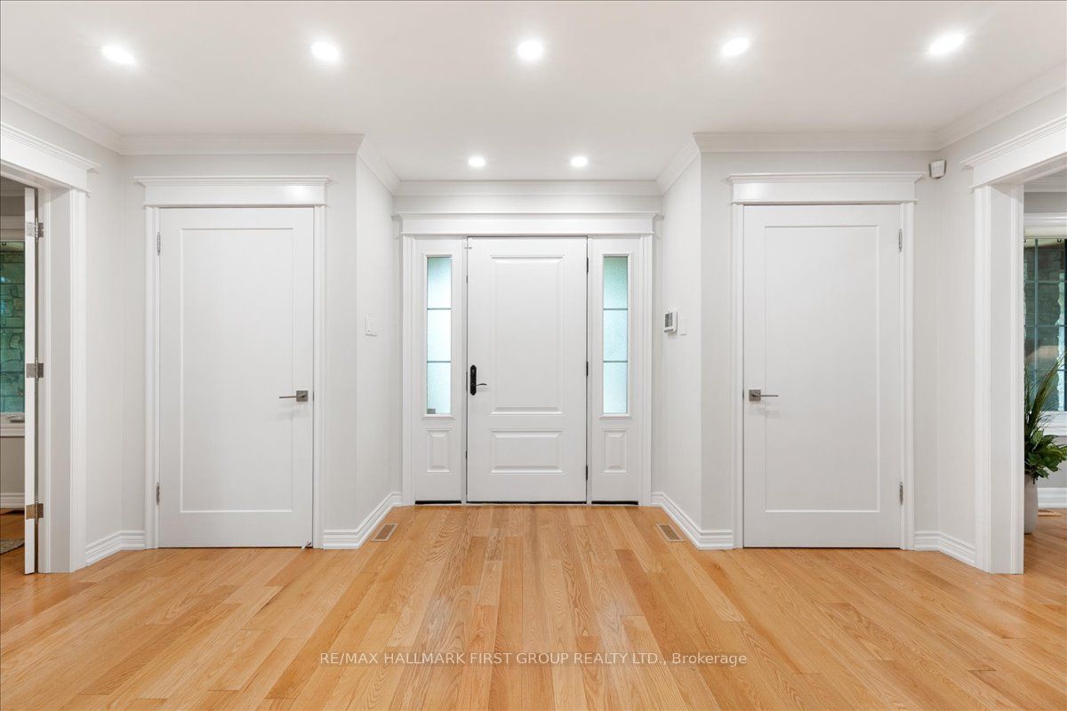 465 Rougemount Drive, Pickering, ON L1W 2B8 photo 4