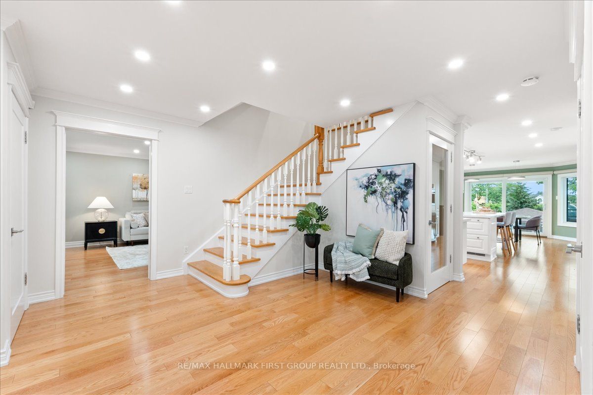 465 Rougemount Drive, Pickering, ON L1W 2B8 photo 5