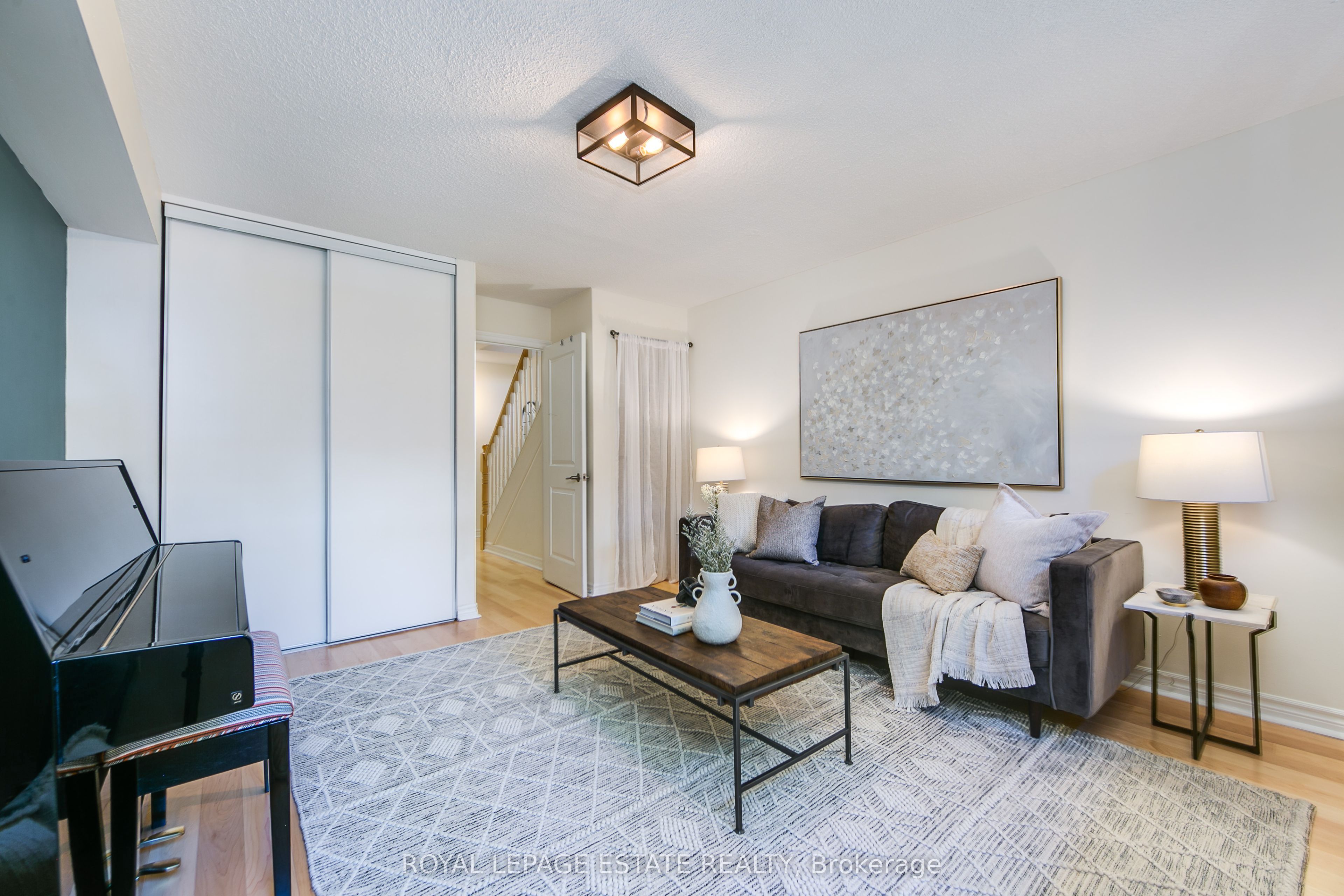 1209 Queen Street E 72, Toronto, ON M4M 3H4 photo 4