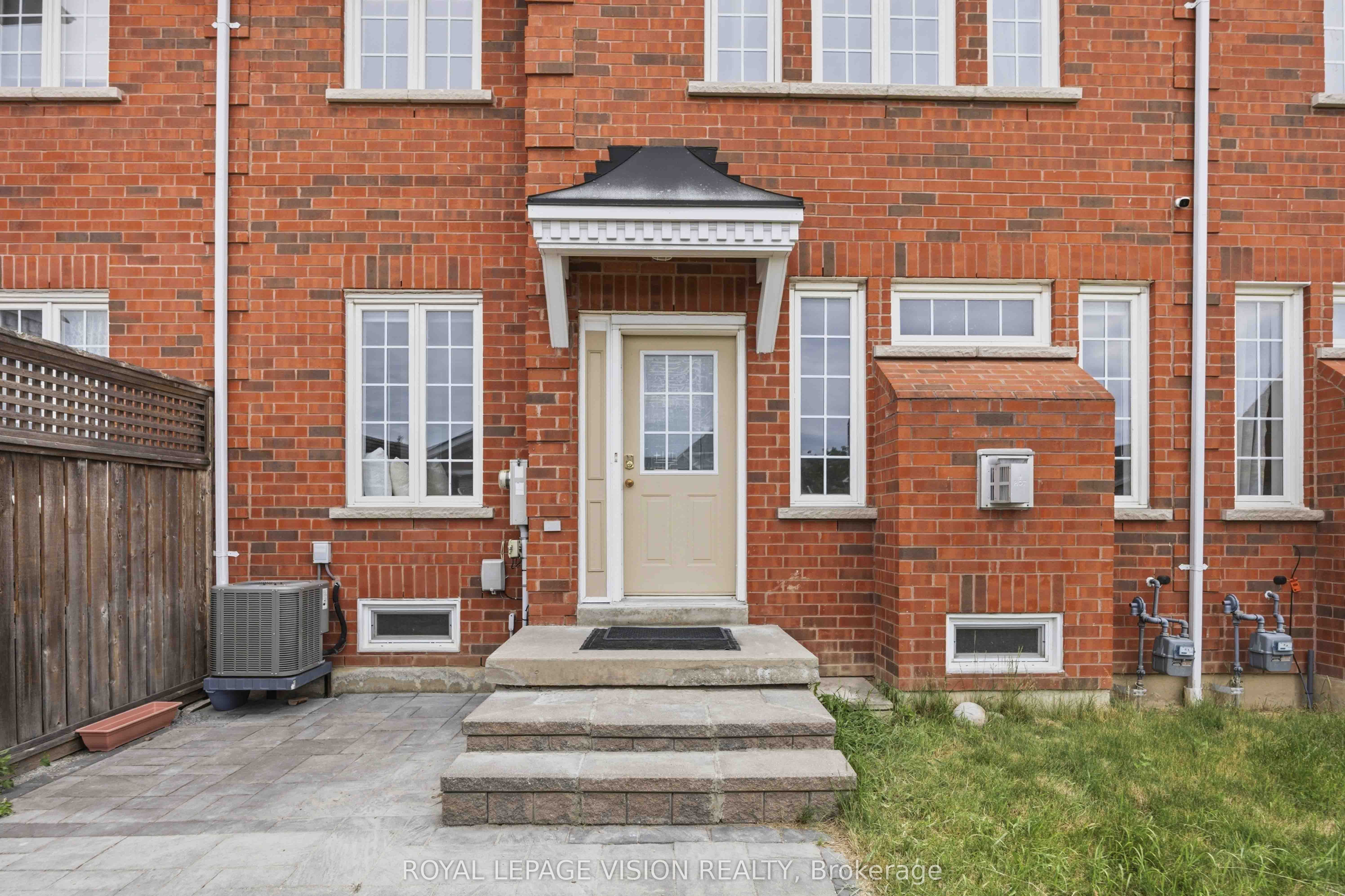 9 Windle Drive, Ajax, ON L1T 4P1 photo 2