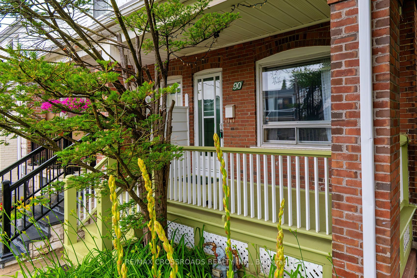 90 Milverton Boulevard, Toronto, ON M4J 1T8 photo 4