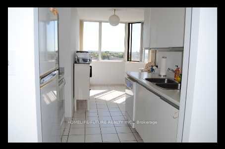 80 Alton Towers Circle 702, Toronto, ON M1V 5E8 photo 3