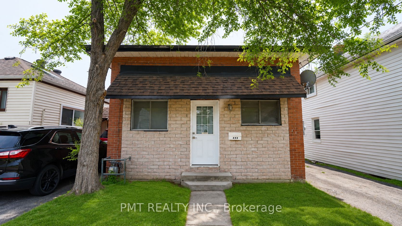 109 Nassau Street, Oshawa, ON L1J 4A3