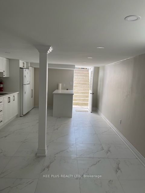 38 Cliffside Drive Basement, Toronto, ON M1N 1L3 photo 3