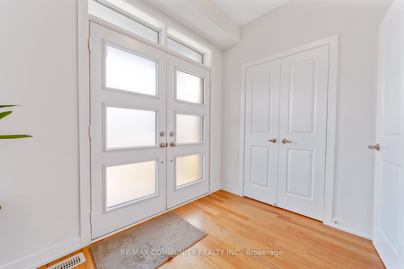 10 Liam Foudy Court, Toronto, ON M1P 0G3 photo 5