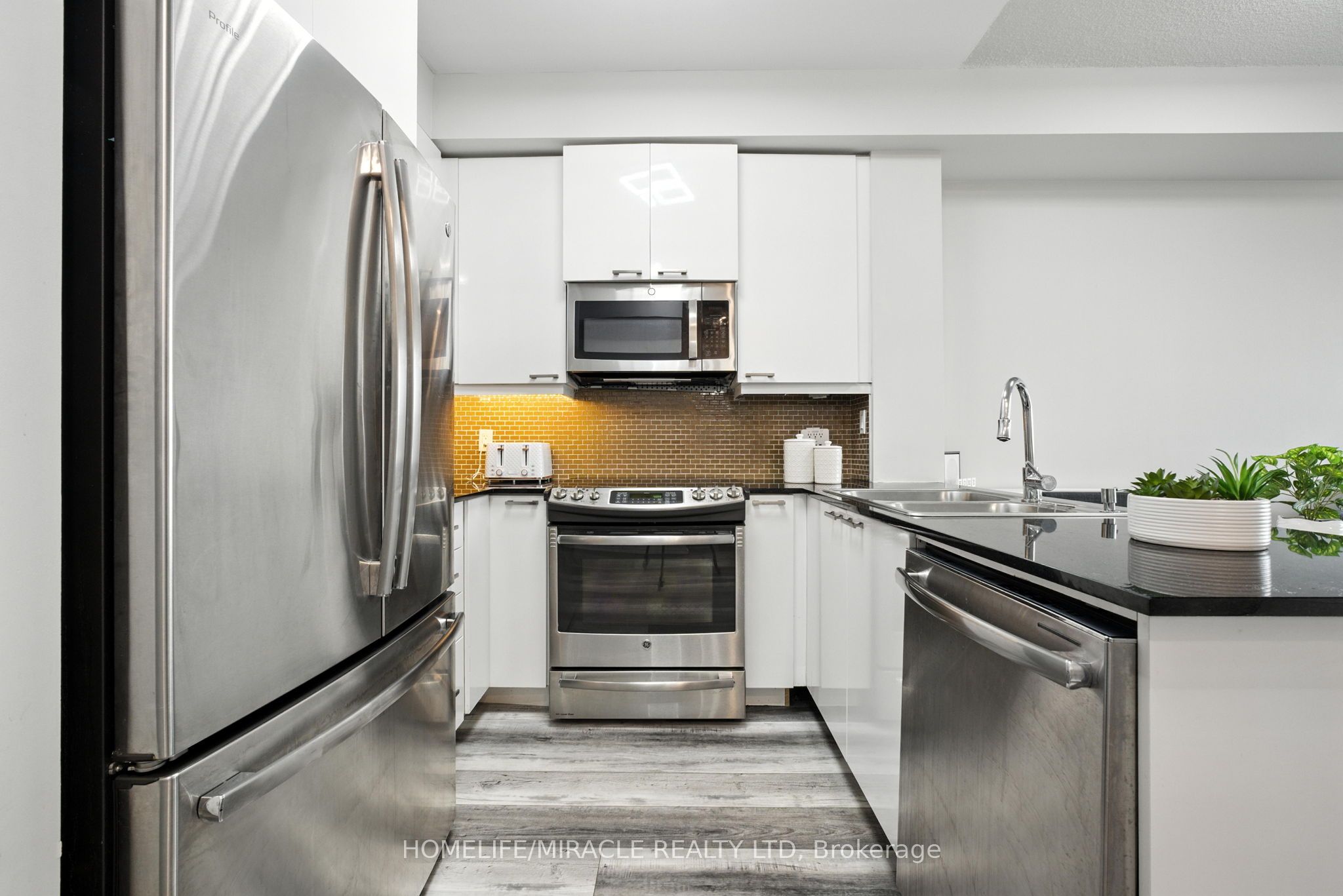 1328 Birchmount Road 607, Toronto, ON M1R 0B6 photo 3
