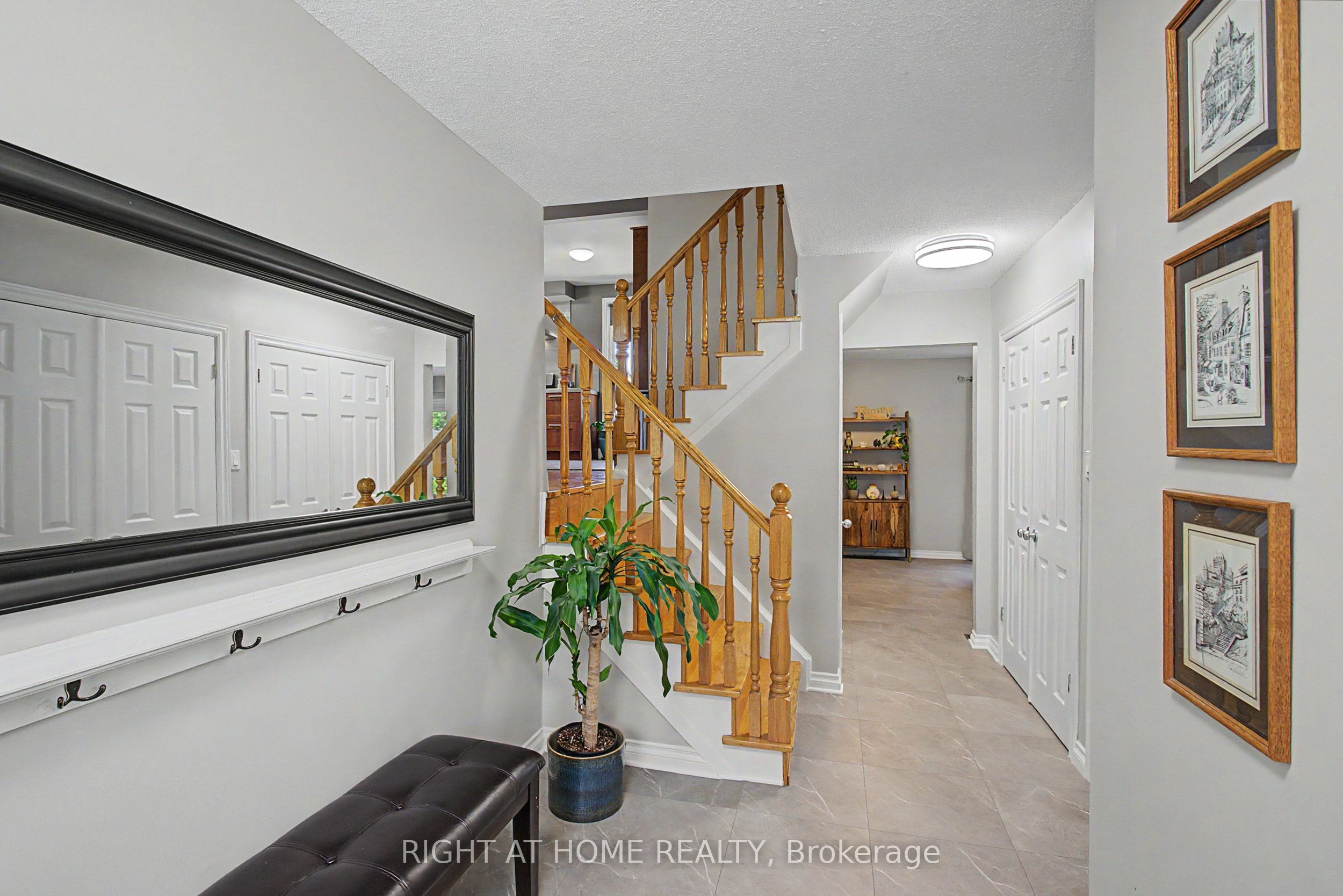 784 Rodney Court, Oshawa, ON L1G 6V7 photo 4