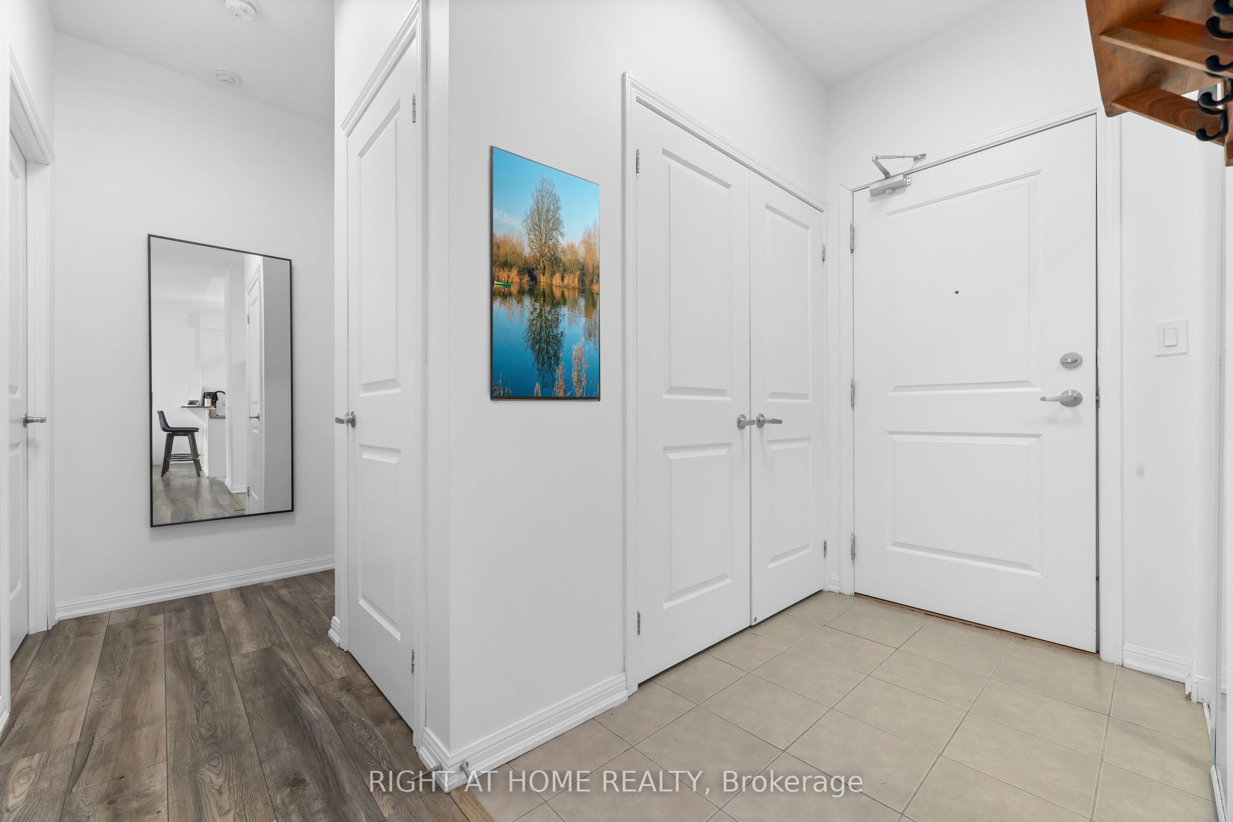 1 Sidney Lane 303, Clarington, ON L1C 0N5 photo 3