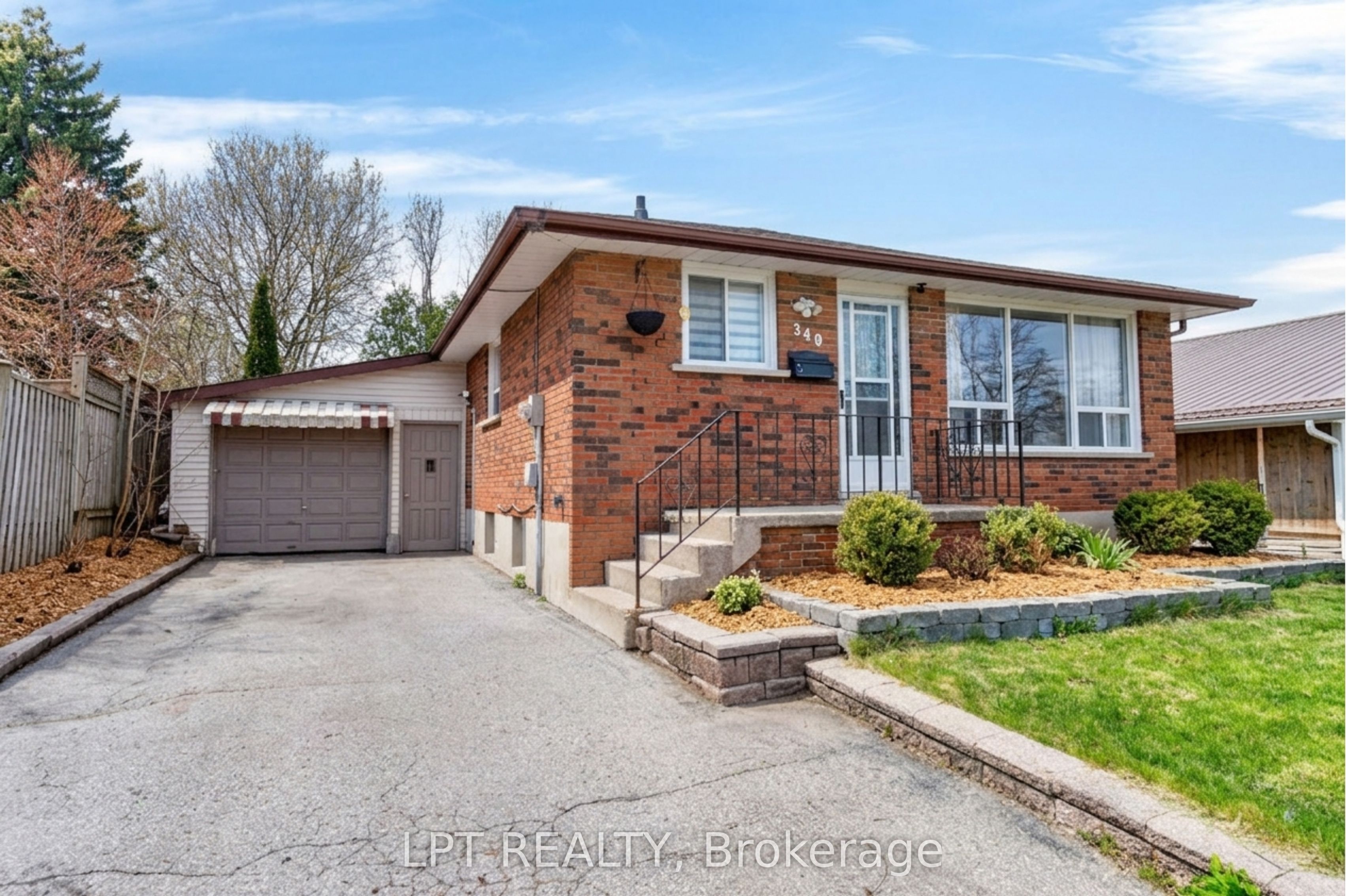 340 Fairlawn Street, Oshawa, ON L1J 4R3 photo 2
