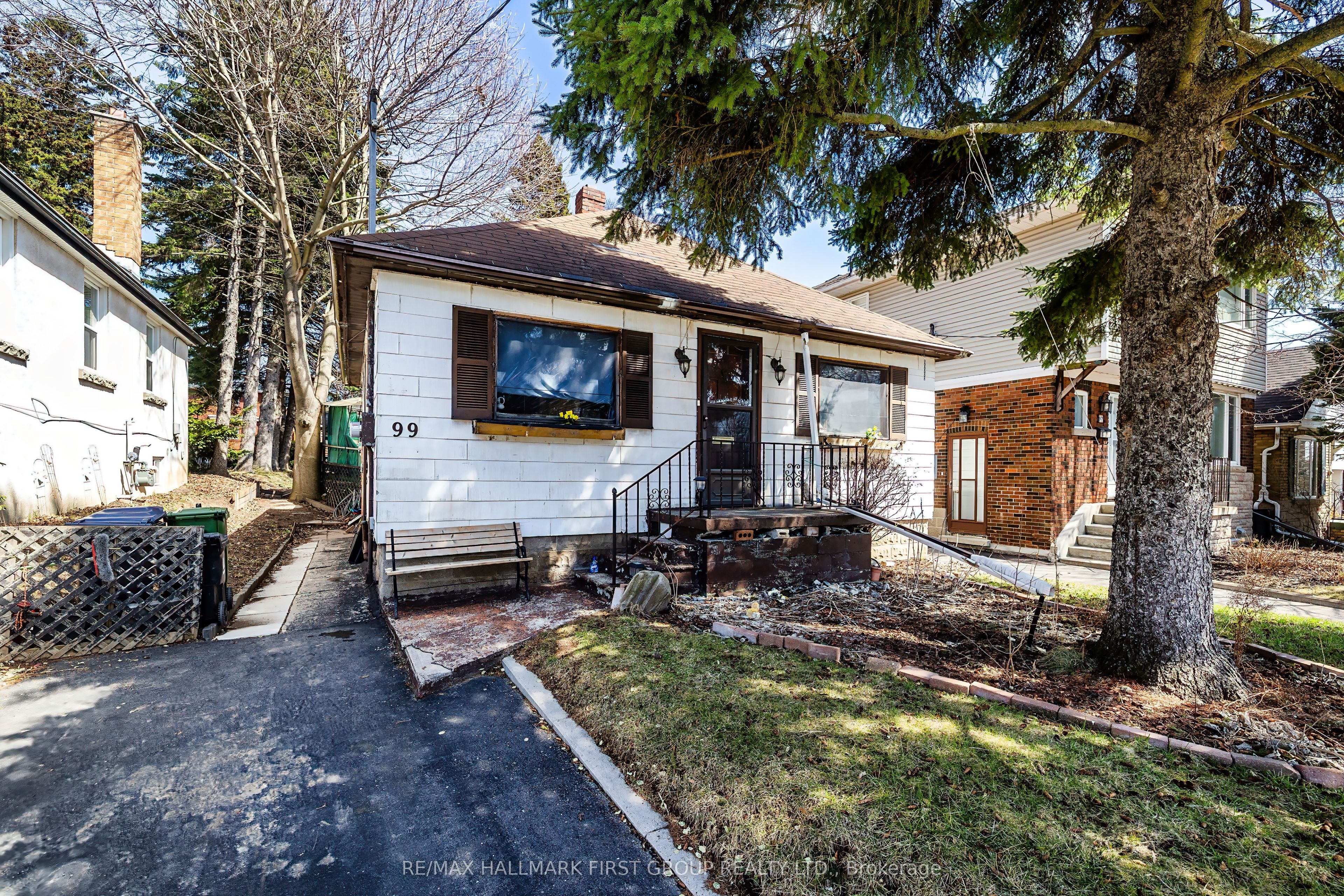 99 Eastville Avenue, Toronto, ON M1M 2N8 photo 4