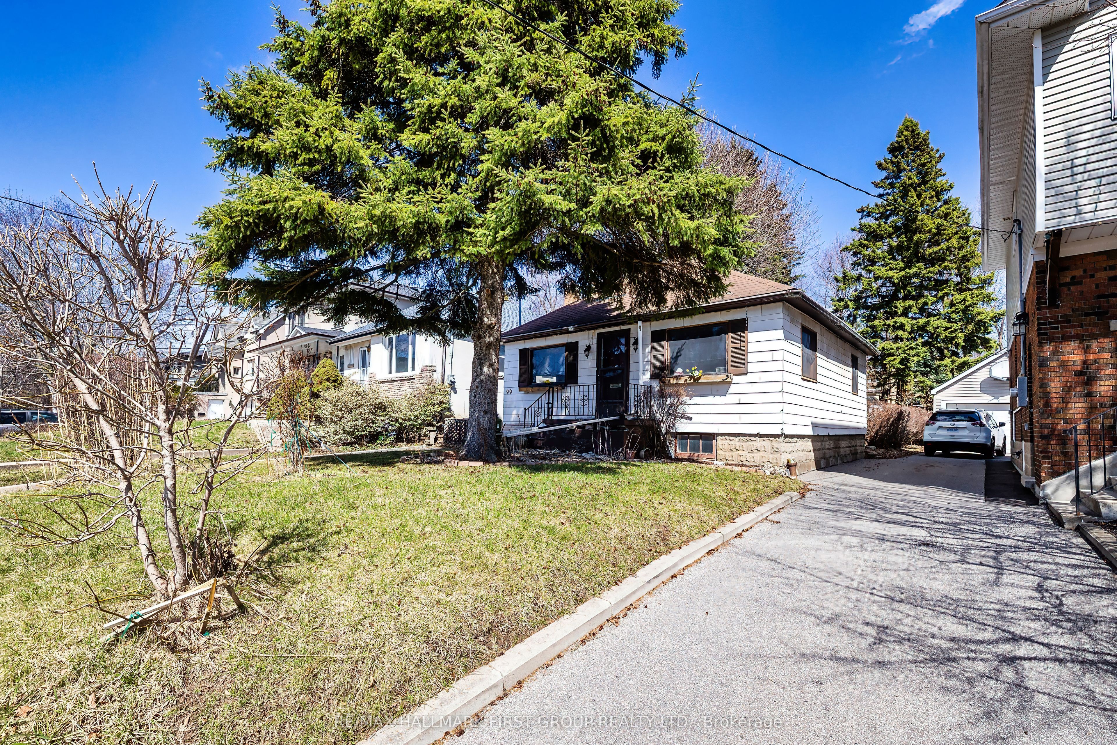 99 Eastville Avenue, Toronto, ON M1M 2N8 photo 5