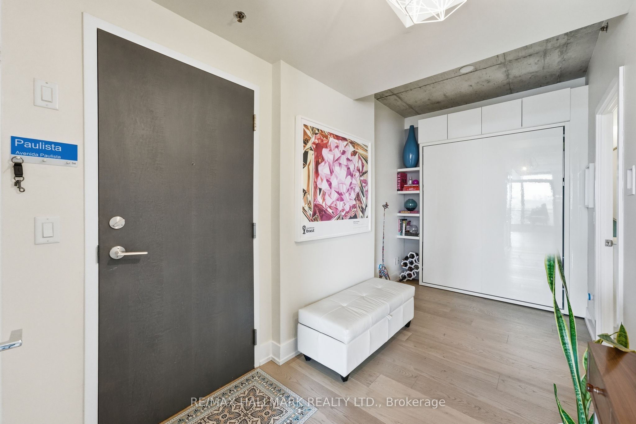 630 Queen Street E 602, Toronto, ON M4M 1G3 photo 3