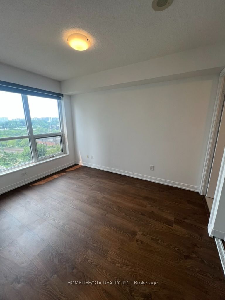 255 Village Green Square 705, Toronto, ON M1S 0L7 photo 4