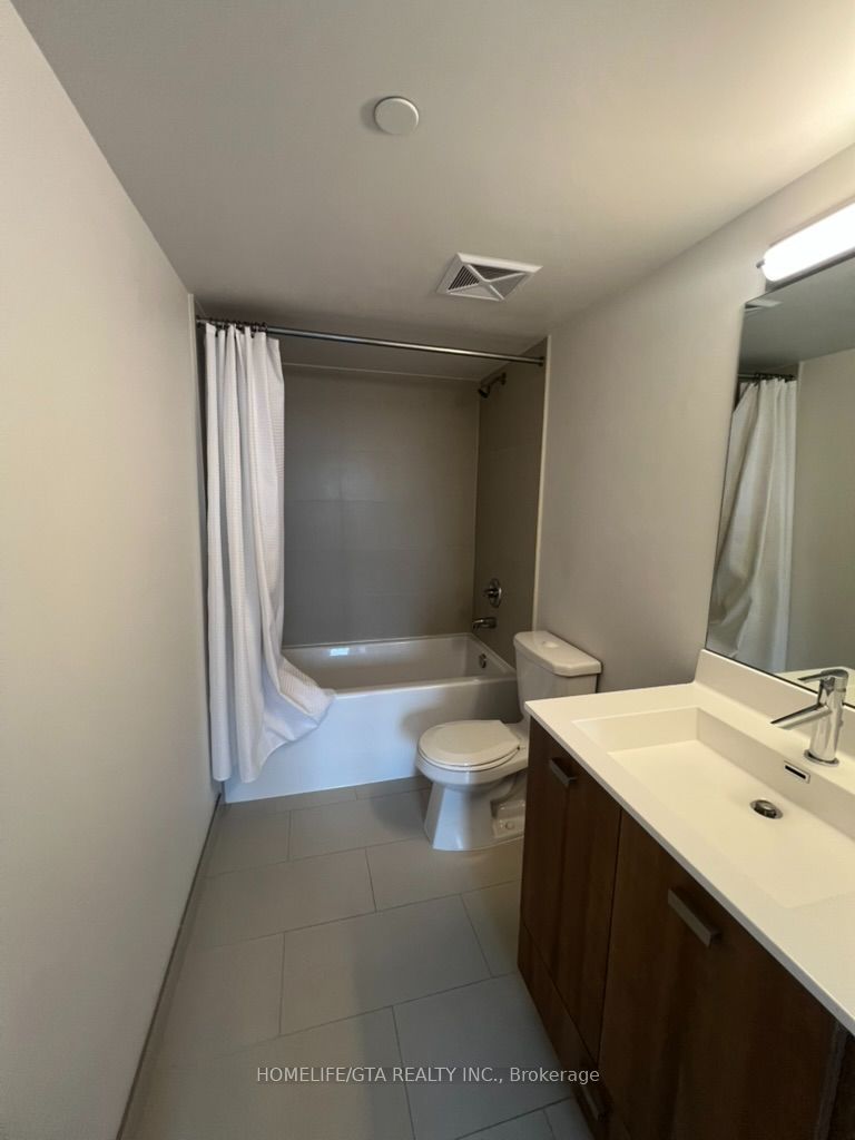 255 Village Green Square 705, Toronto, ON M1S 0L7 photo 5