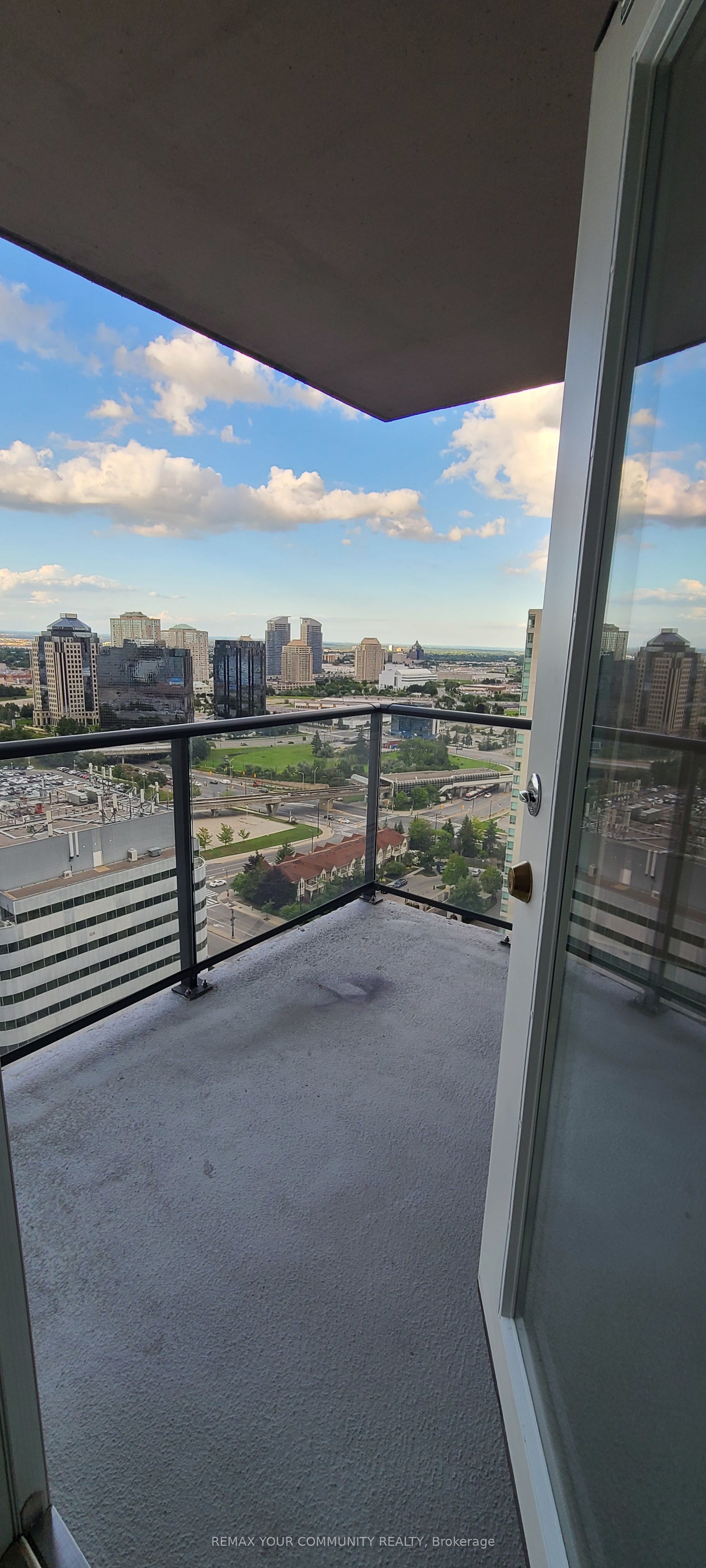 190 Borough Drive 2801, Toronto, ON M1P 0B6 photo 2