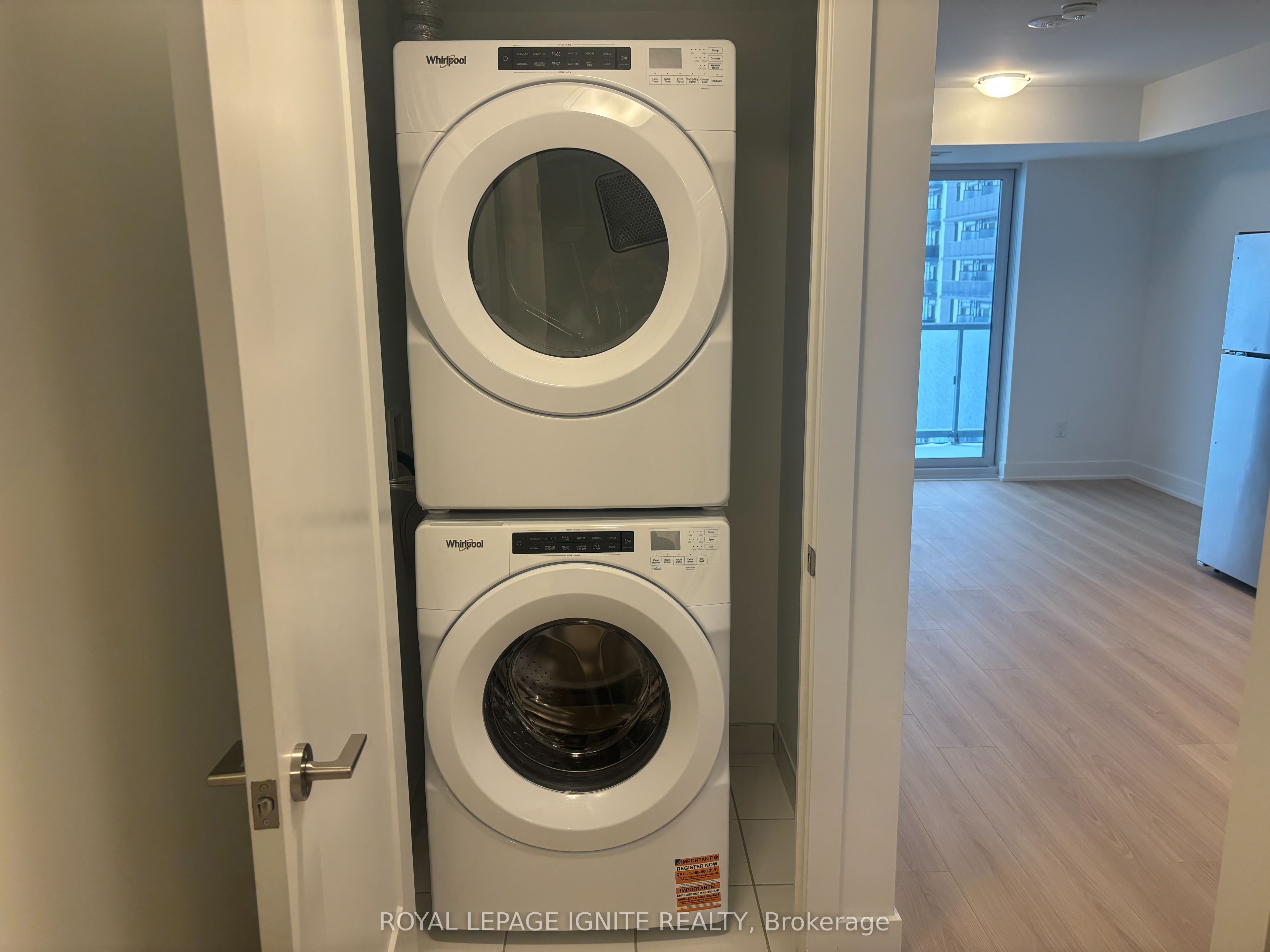 2545 Simcoe Street 1025, Oshawa, ON L1L 0W3 photo 4