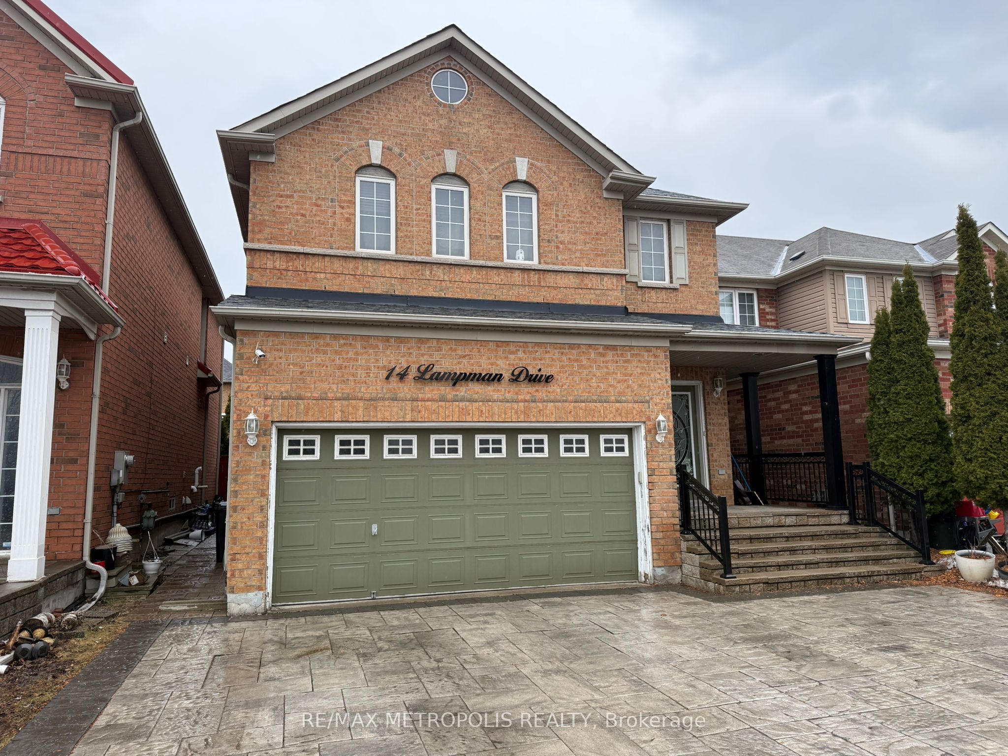 14 Lampman Drive BSMT, Toronto, ON M1E 5L1
