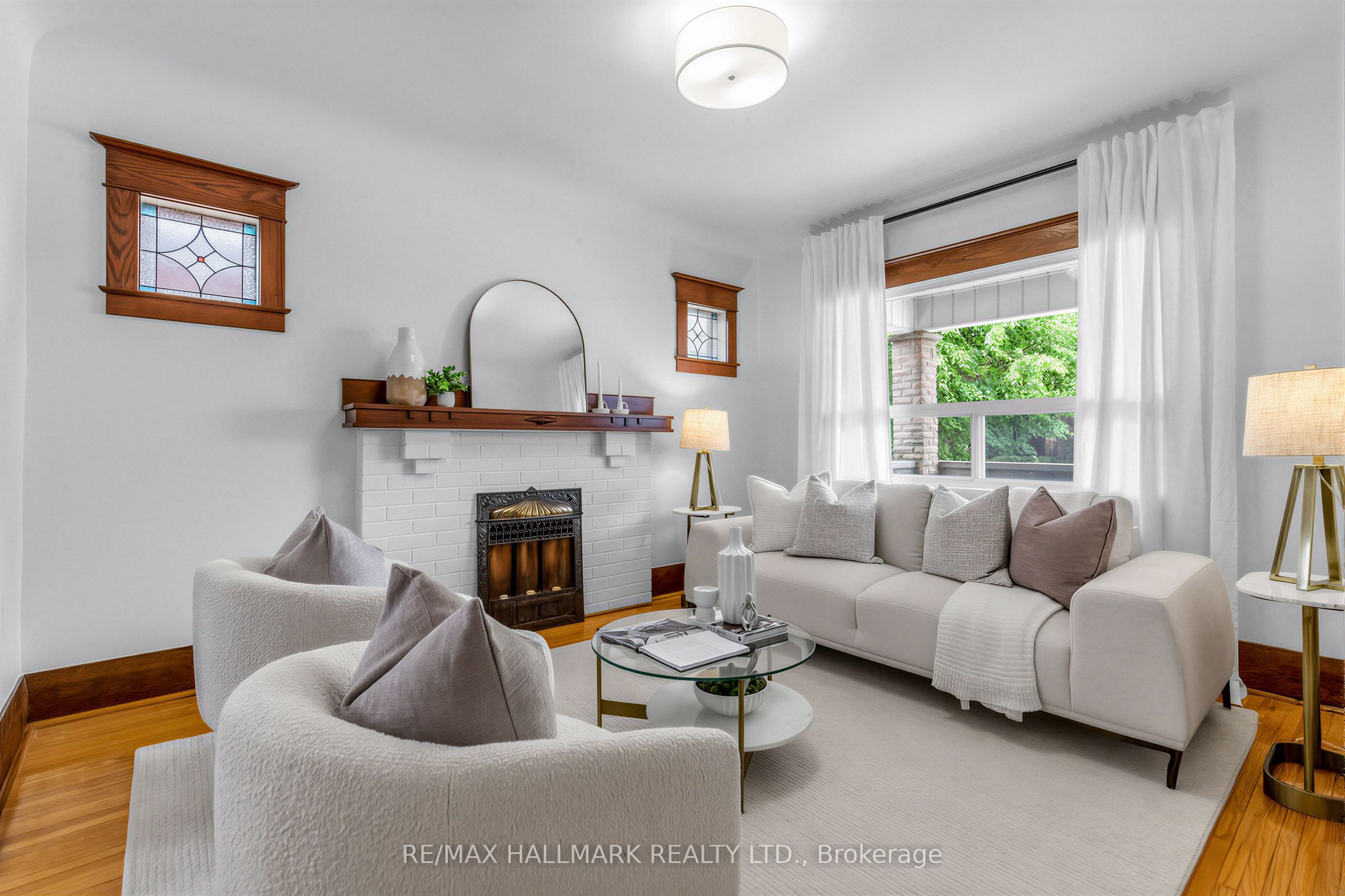 365 Milverton Boulevard, Toronto, ON M4J 1W1 photo 5