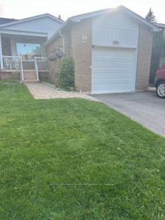 40 Greenwich Square W, Toronto, ON M1J 3L1 photo 2