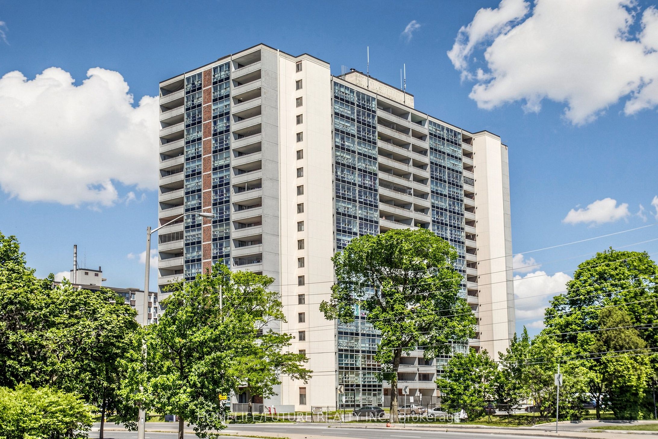 3380 Eglinton Avenue E 709, Toronto, ON M1J 3L6