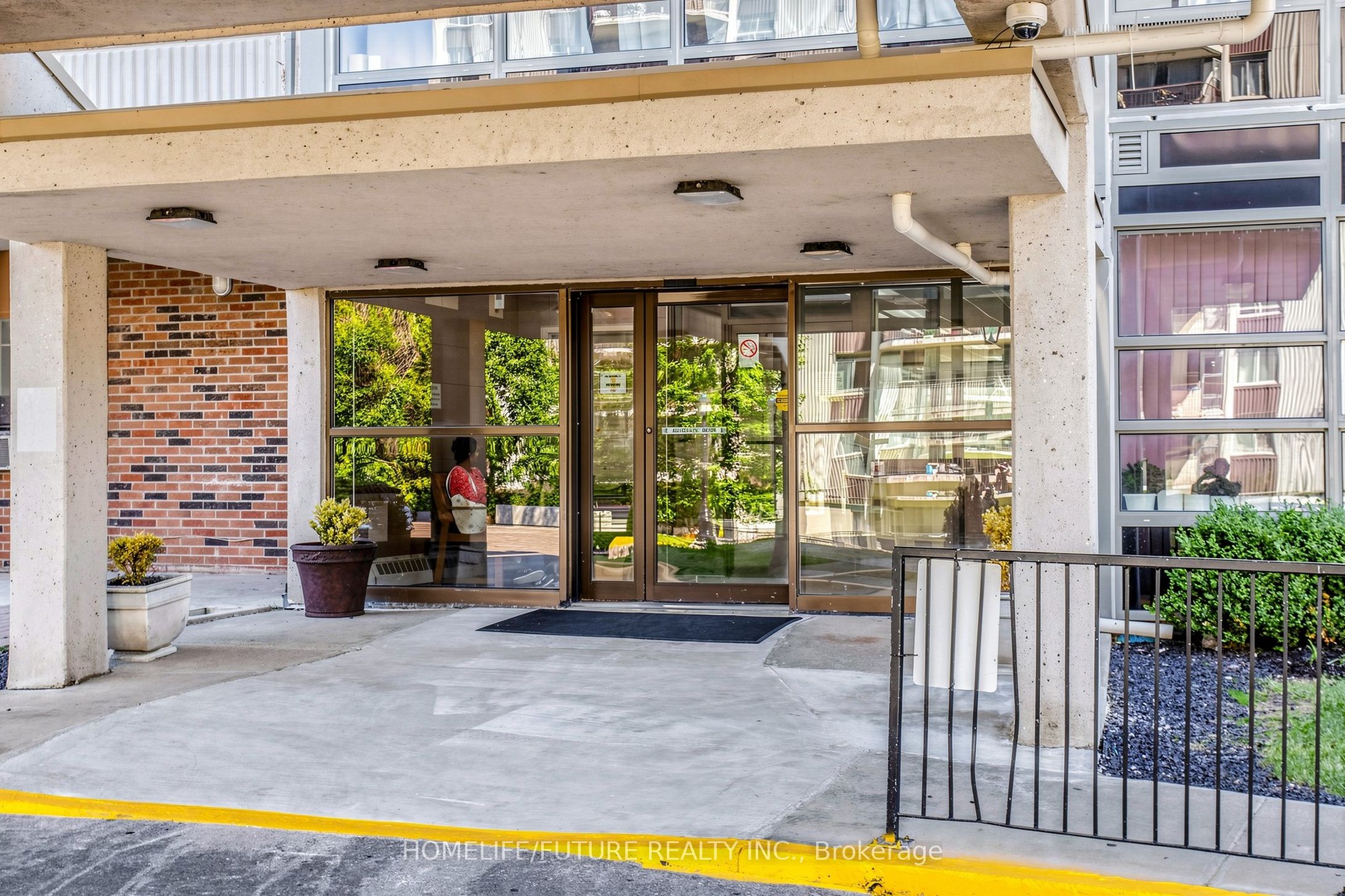 3380 Eglinton Avenue E 709, Toronto, ON M1J 3L6 photo 5