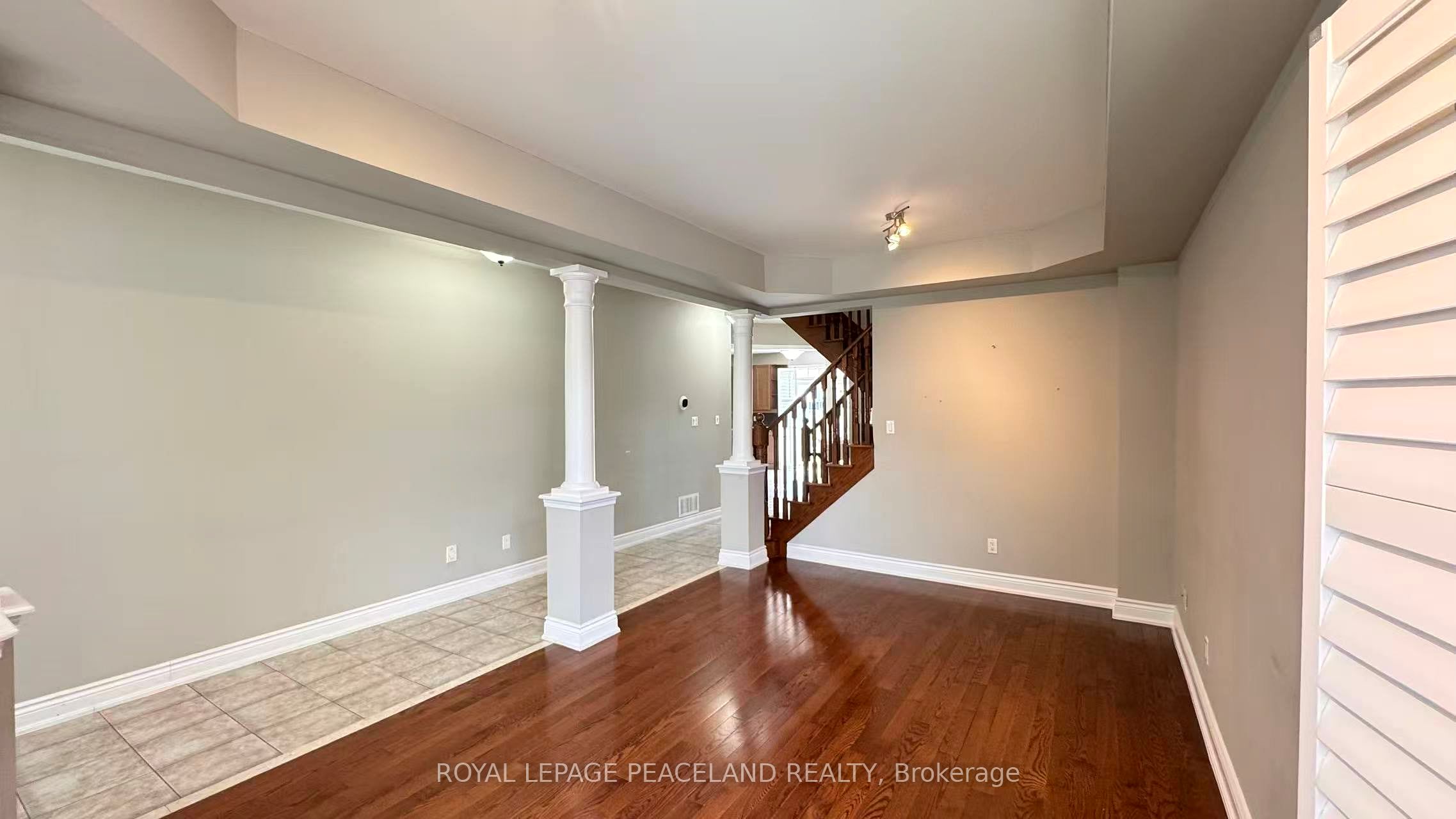 6 Cragg Crescent, Ajax, ON L1T 0E4 photo 3