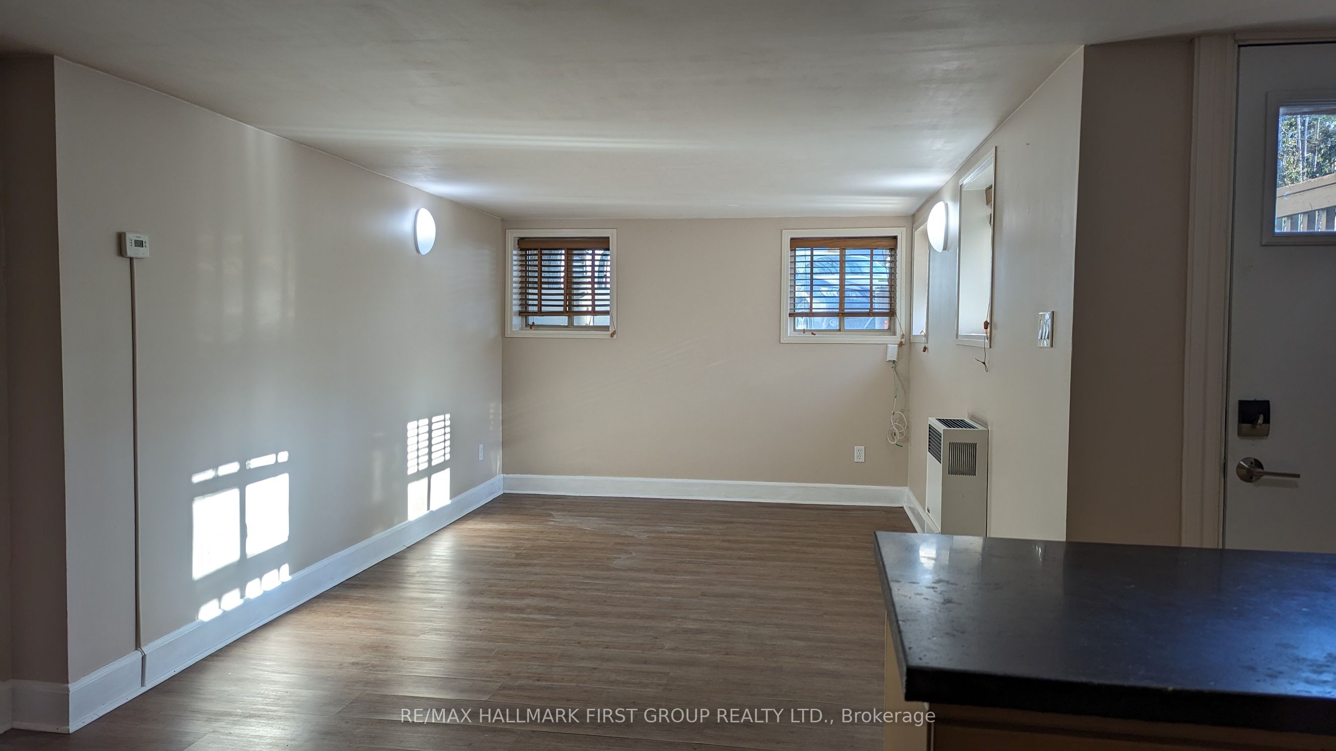 307 Greenwood Avenue, Toronto, ON M4L 2R6 photo 3