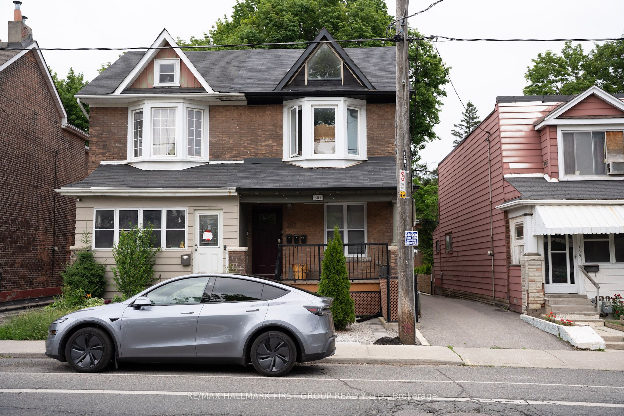 307 Greenwood Avenue, Toronto, ON M4L 2R6 photo 5
