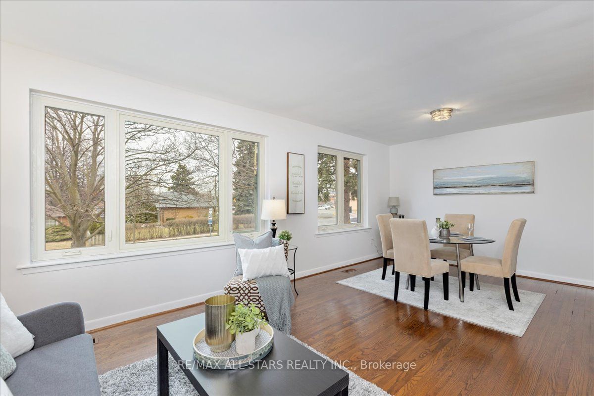 55 Sancrest Drive, Toronto, ON M1P 4A7 photo 4