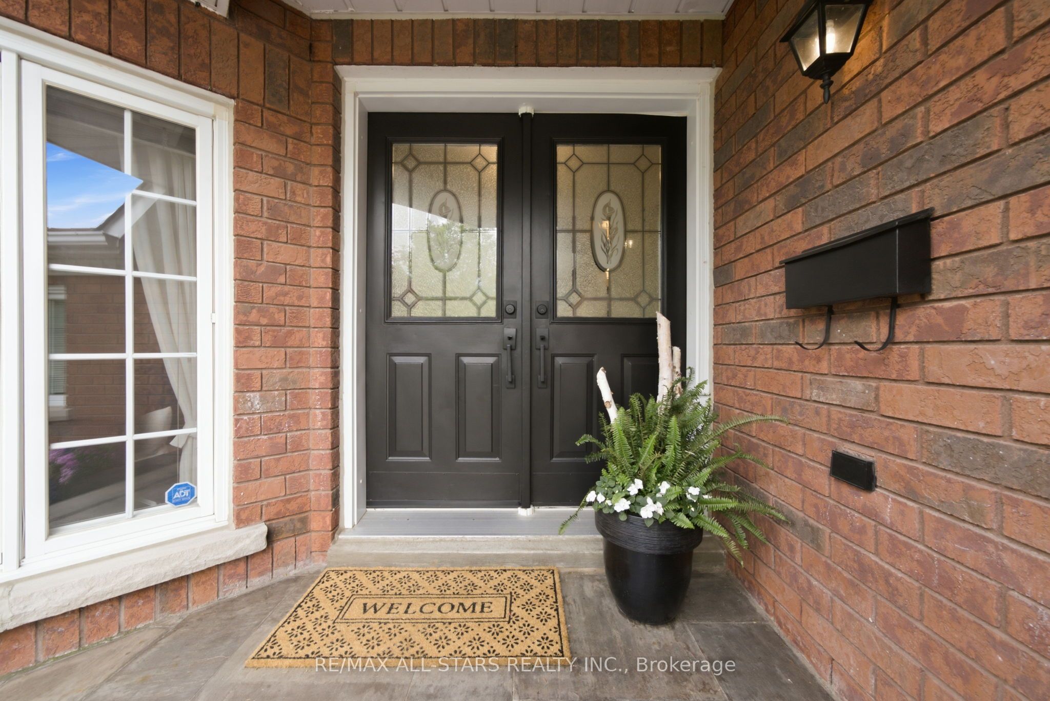4 Dennis Drive, Ajax, ON L1T 4A9 photo 4