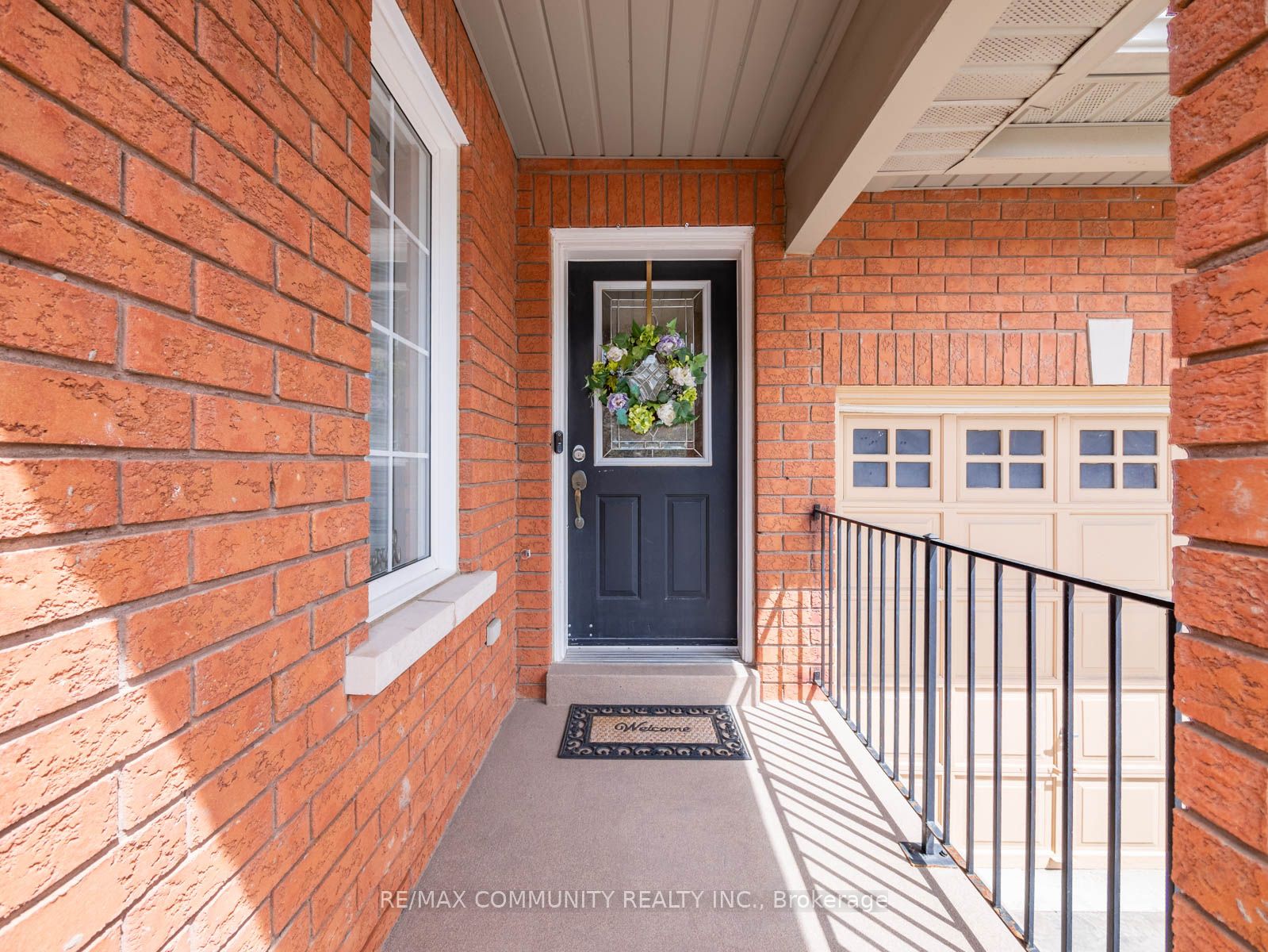 54 Morland Crescent, Ajax, ON L1T 4P5 photo 2