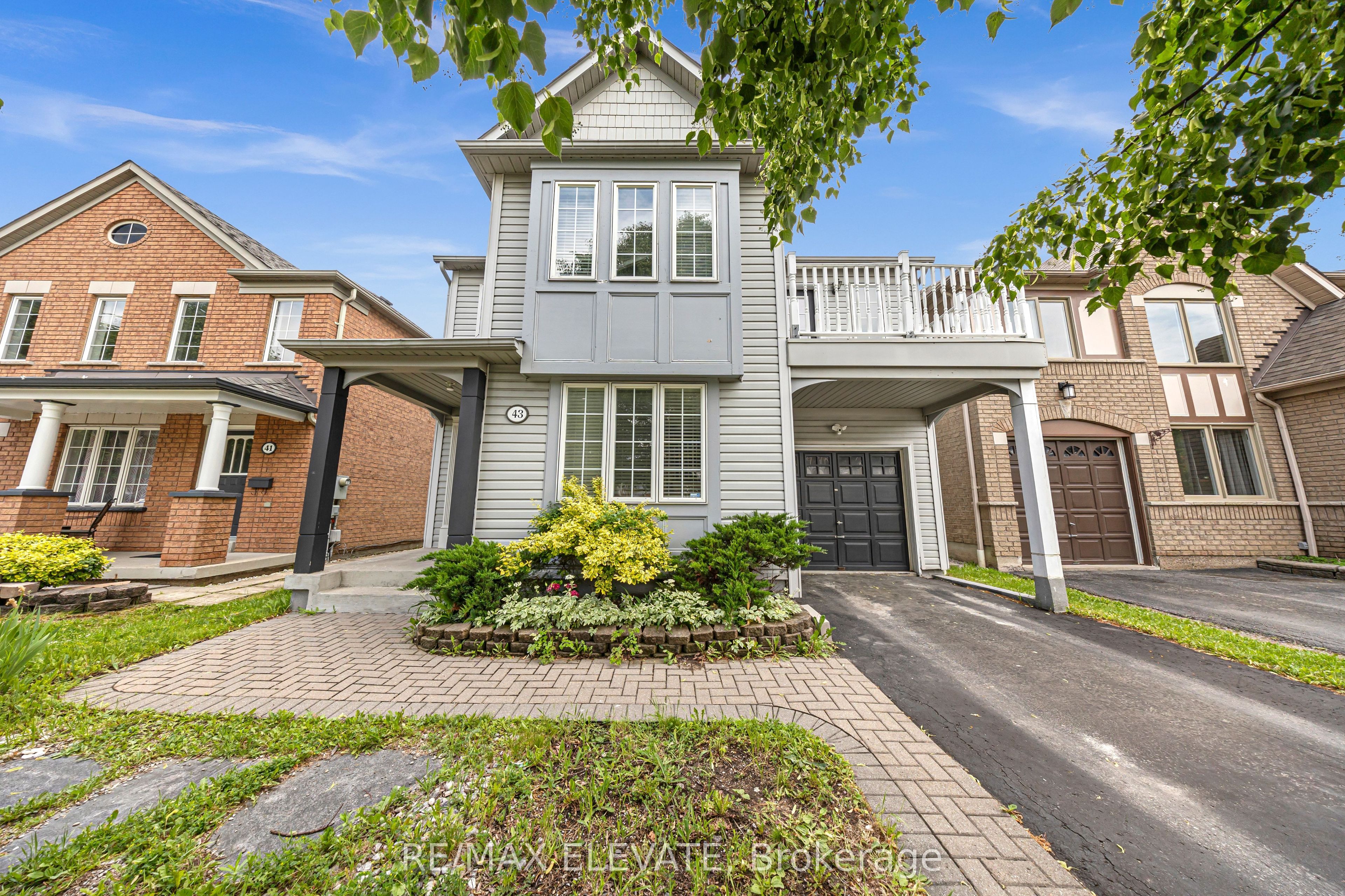 43 McSweeney Crescent, Ajax, ON L1T 4G2 photo 2