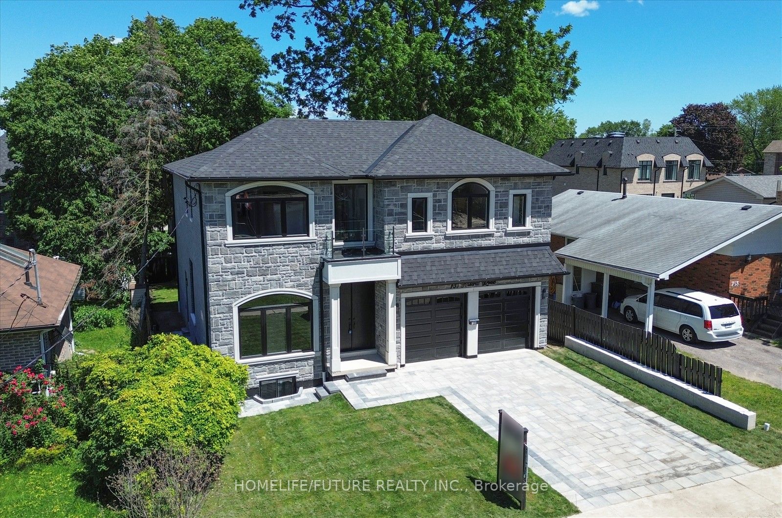 735 Hillcrest Road, Pickering, ON L1W 2P3 photo 5