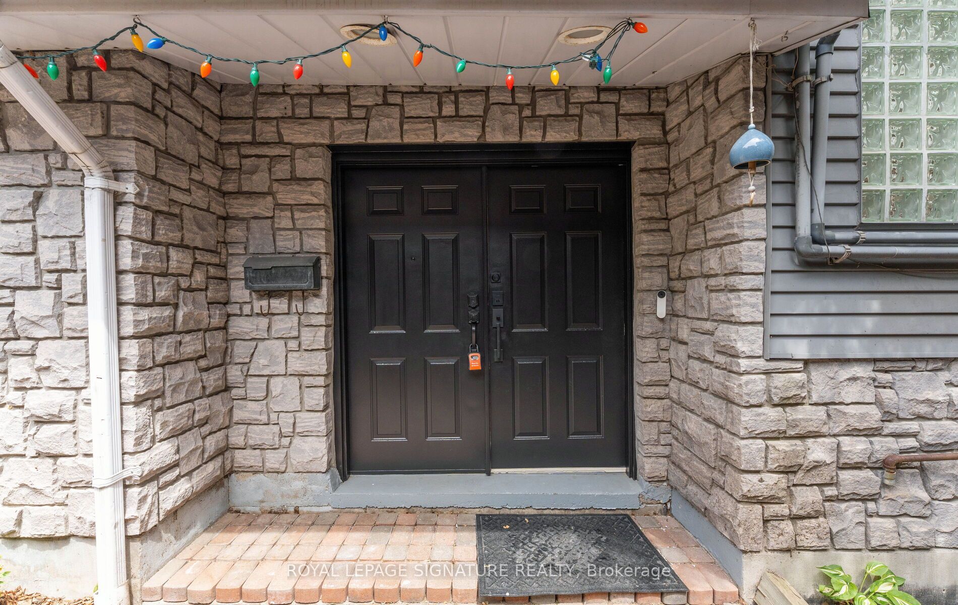 279 Birkdale Road, Toronto, ON M1P 3S3 photo 2