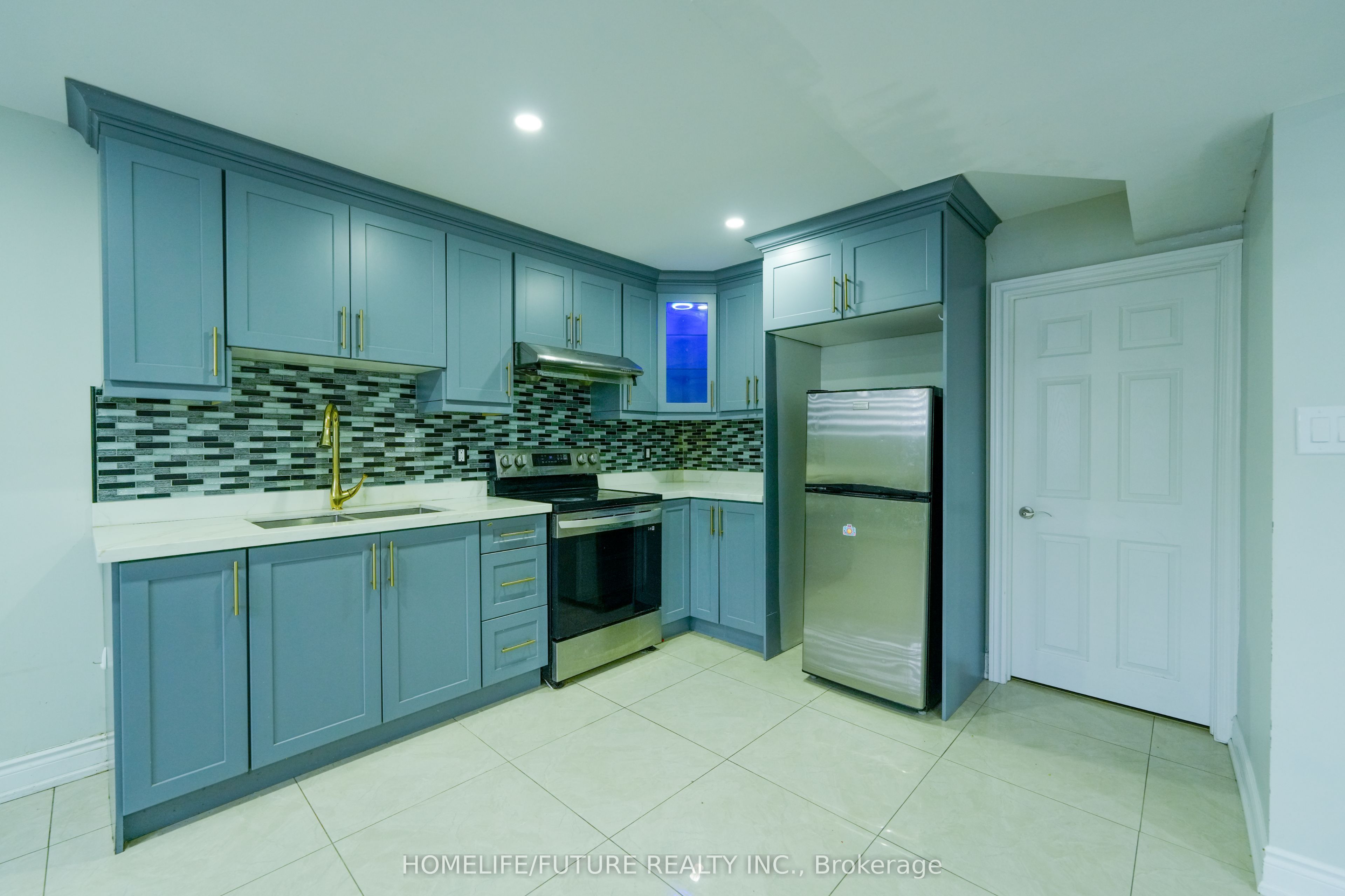 53 Mason Road Bsmt, Toronto, ON M1M 3P9 photo 4