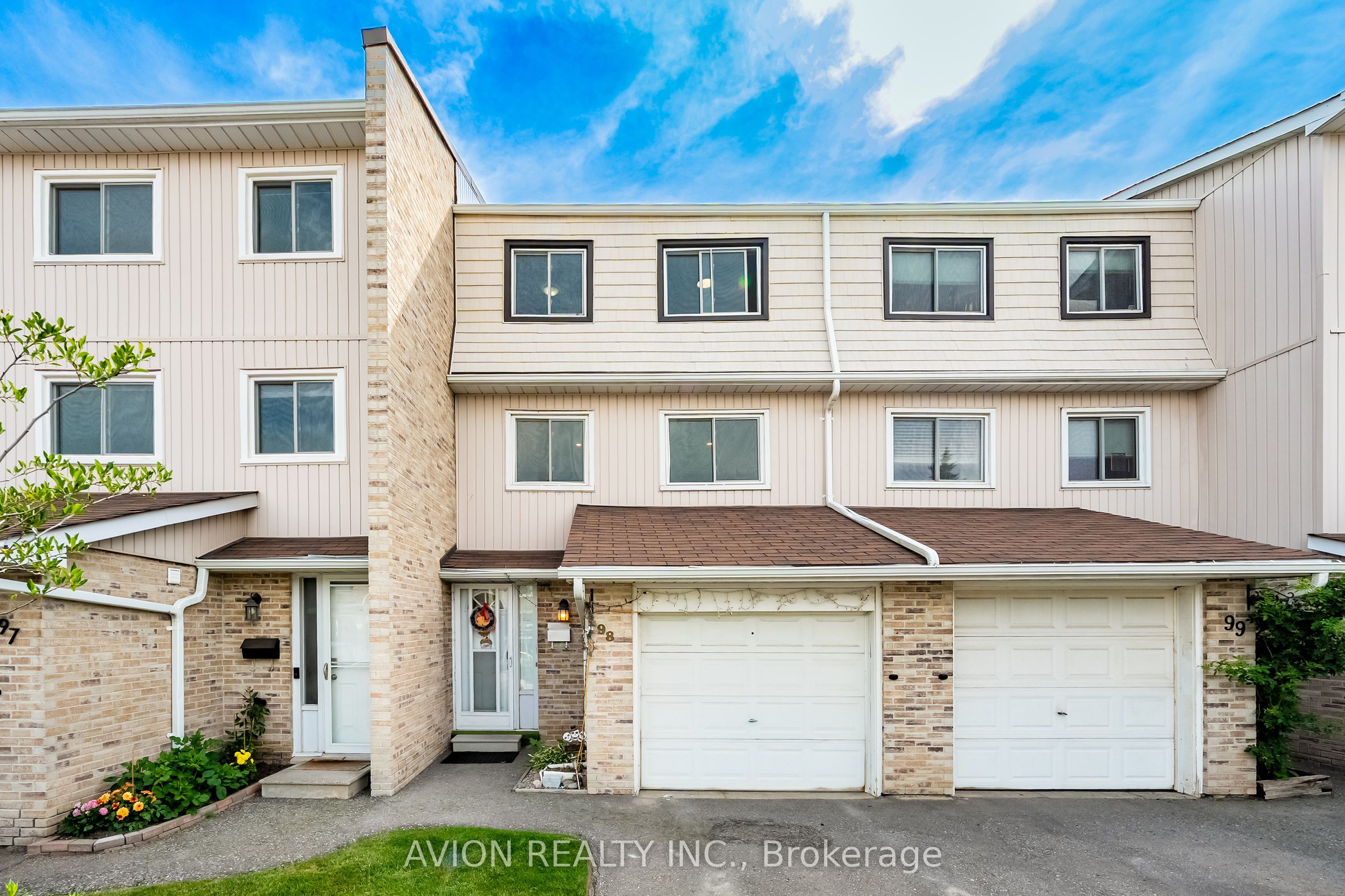 1975 Rosefield Road 98, Pickering, ON L1V 3E3 photo 5