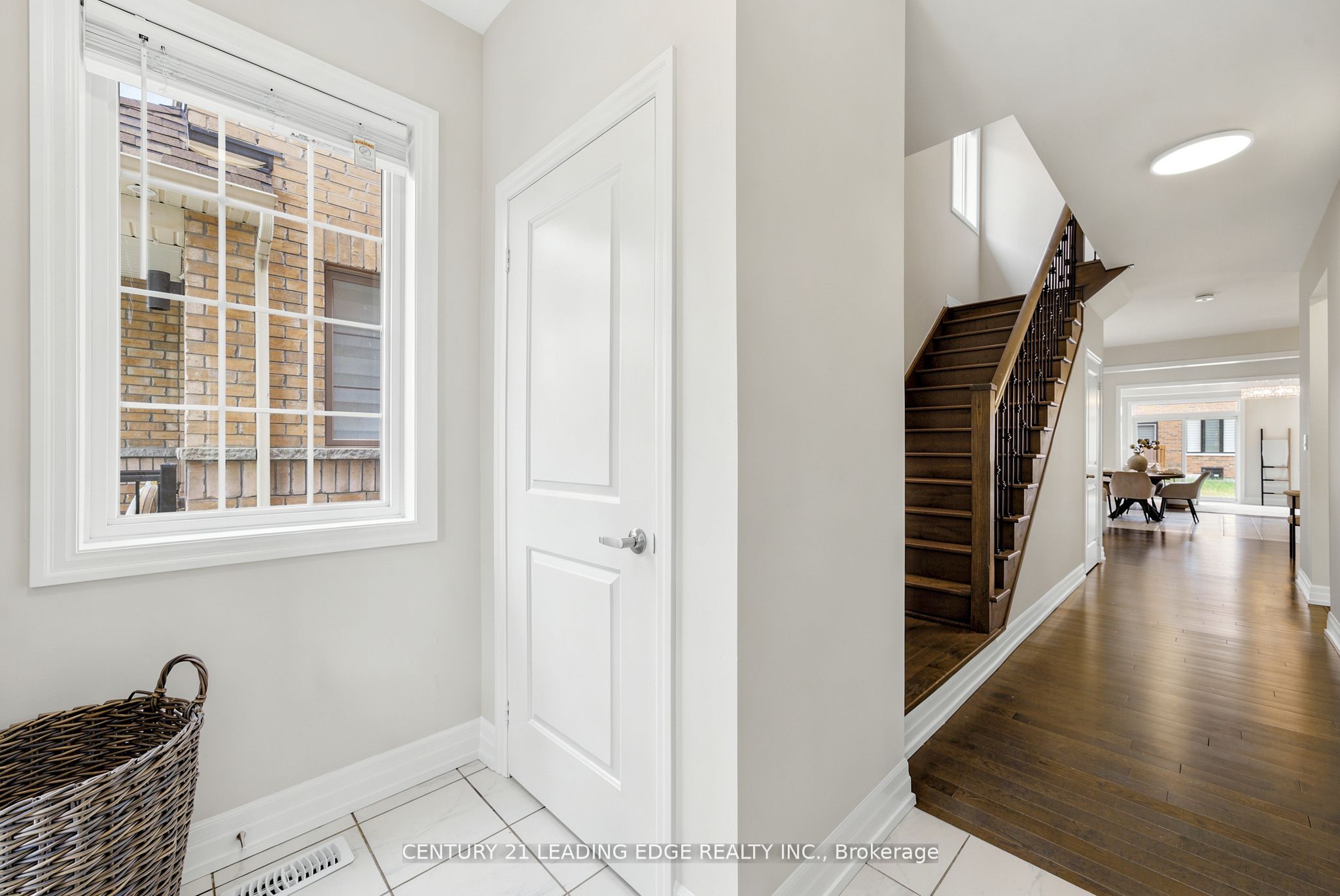 27 Christine Elliott Avenue, Whitby, ON L1P 0B8 photo 5