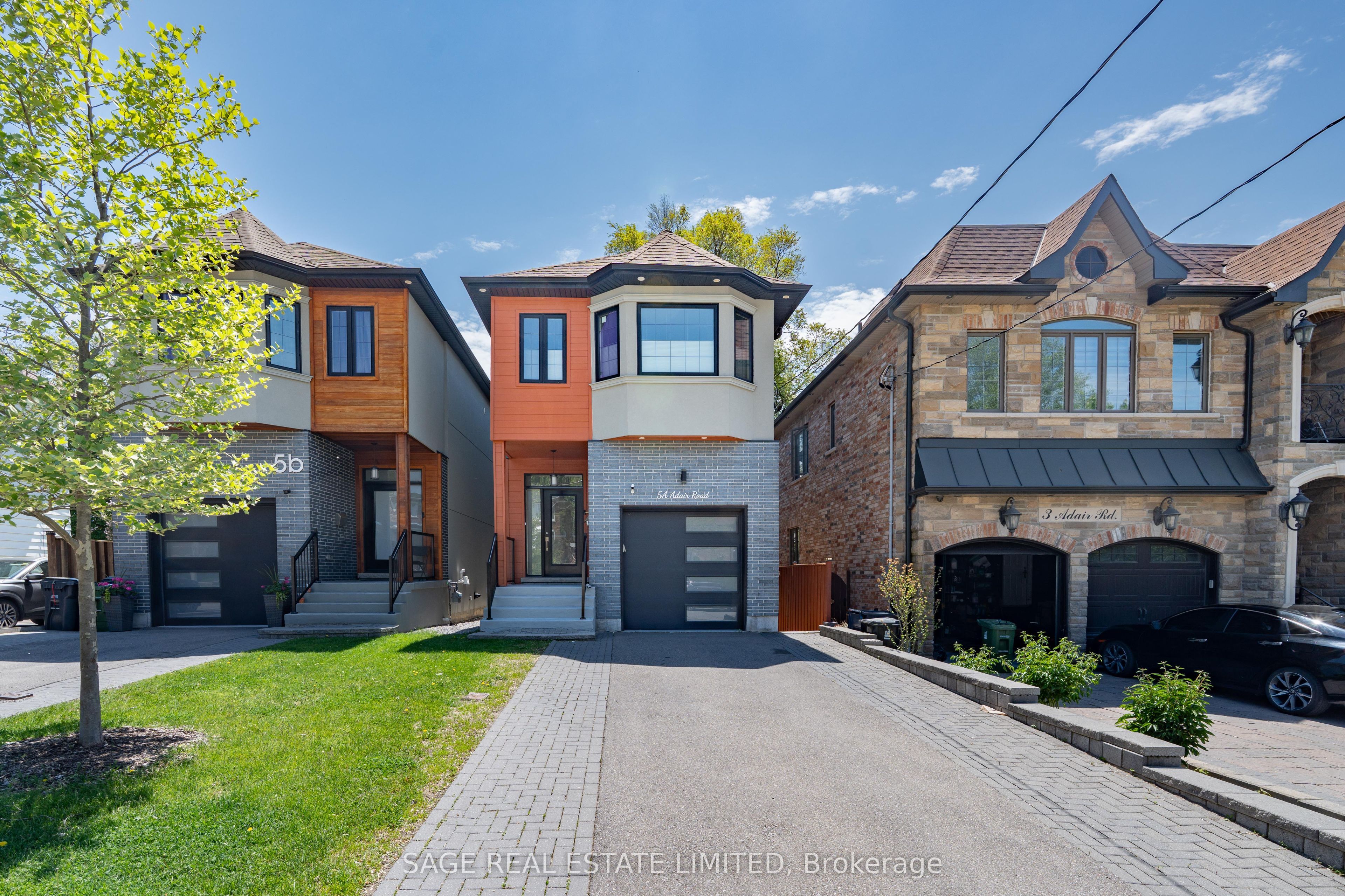 5A Adair Road, Toronto, ON M4B 1V4 photo 2
