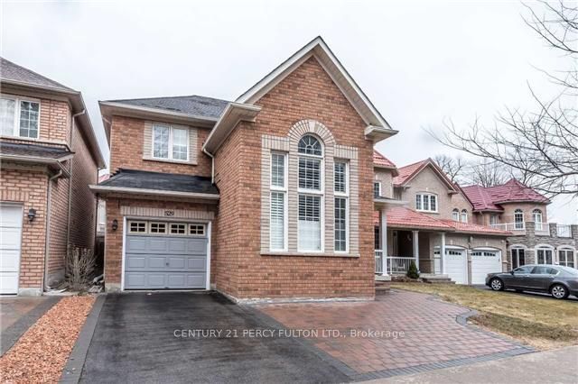 529 Staines Road Main Fl, Toronto, ON M1X 2B4 photo 2