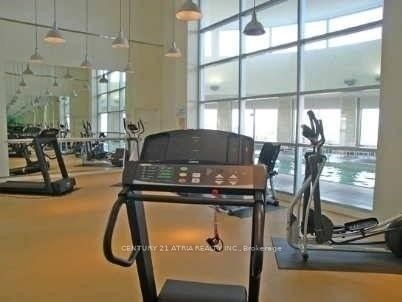 36 Lee Centre Drive 907, Toronto, ON M1H 3K2 photo 2