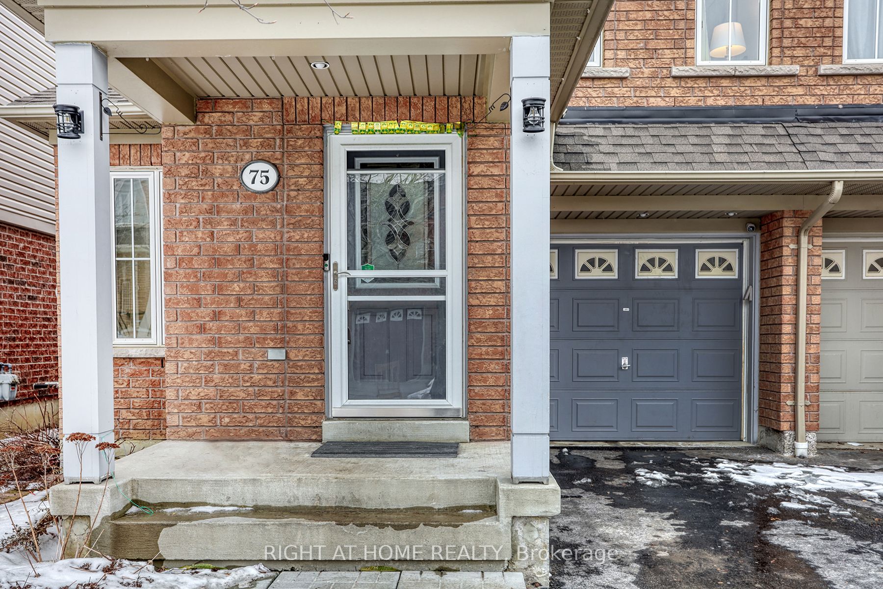 75 Carpendale Crescent, Ajax, ON L1Z 2B3 photo 3
