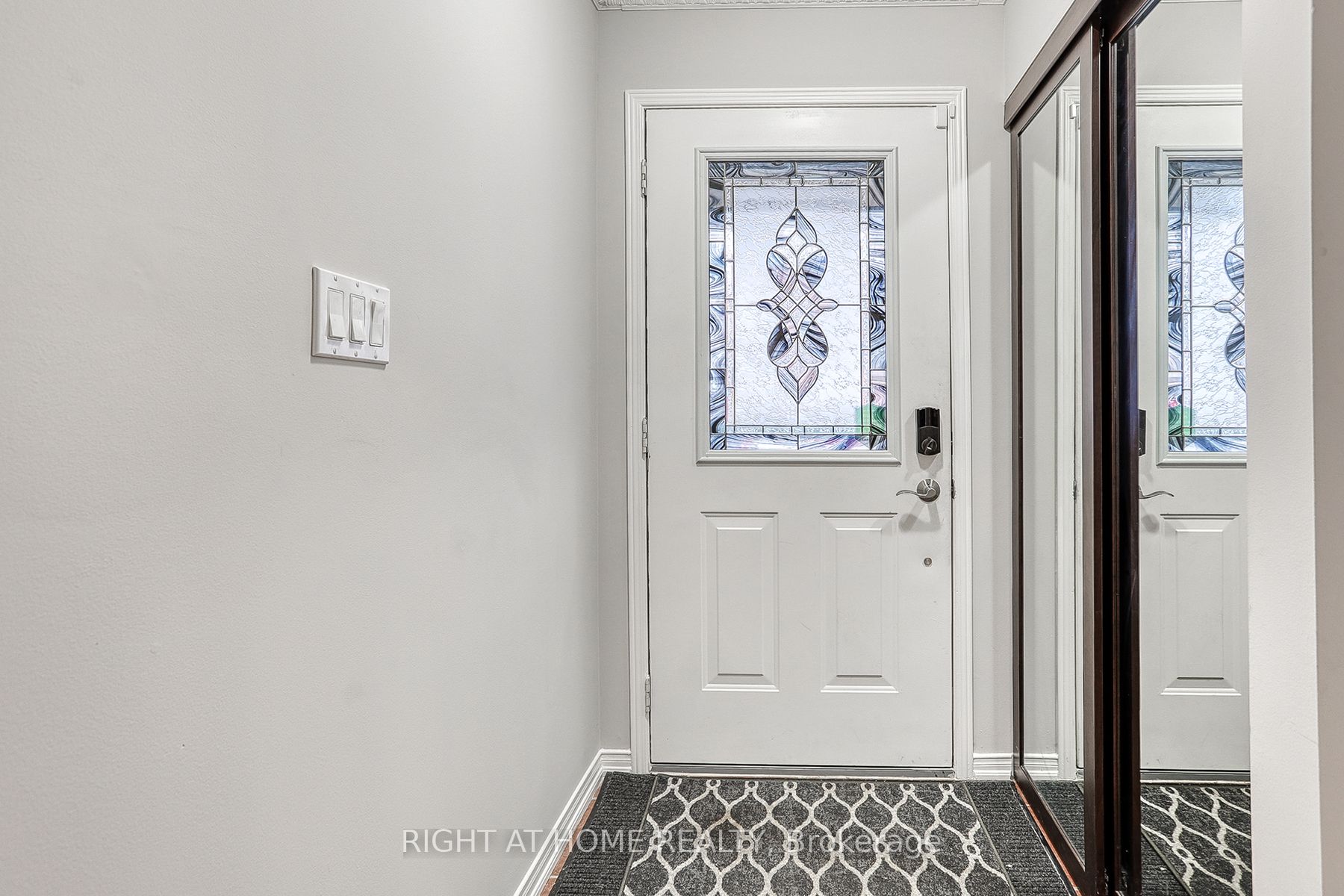 75 Carpendale Crescent, Ajax, ON L1Z 2B3 photo 5